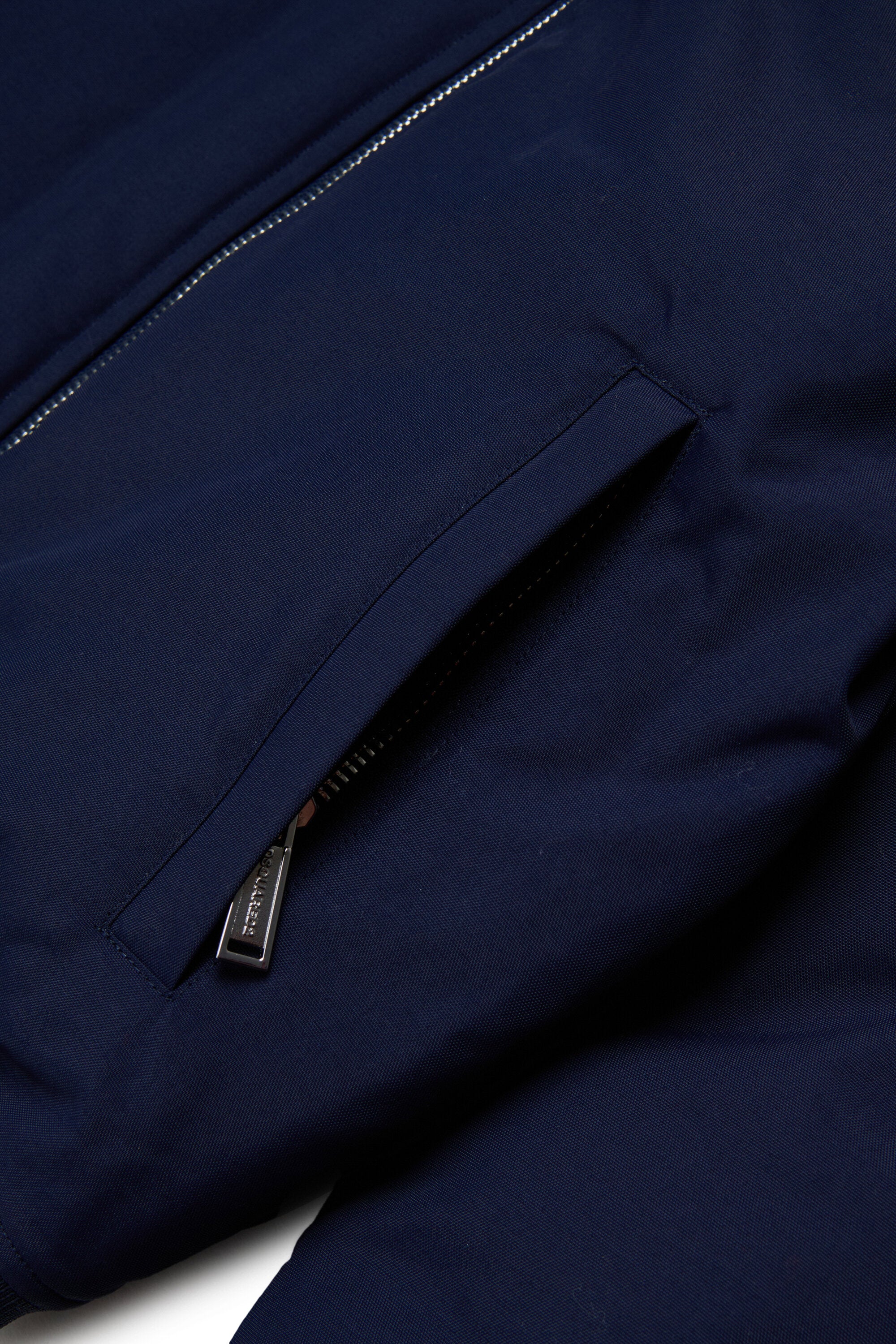 Padded jacket with printed logo