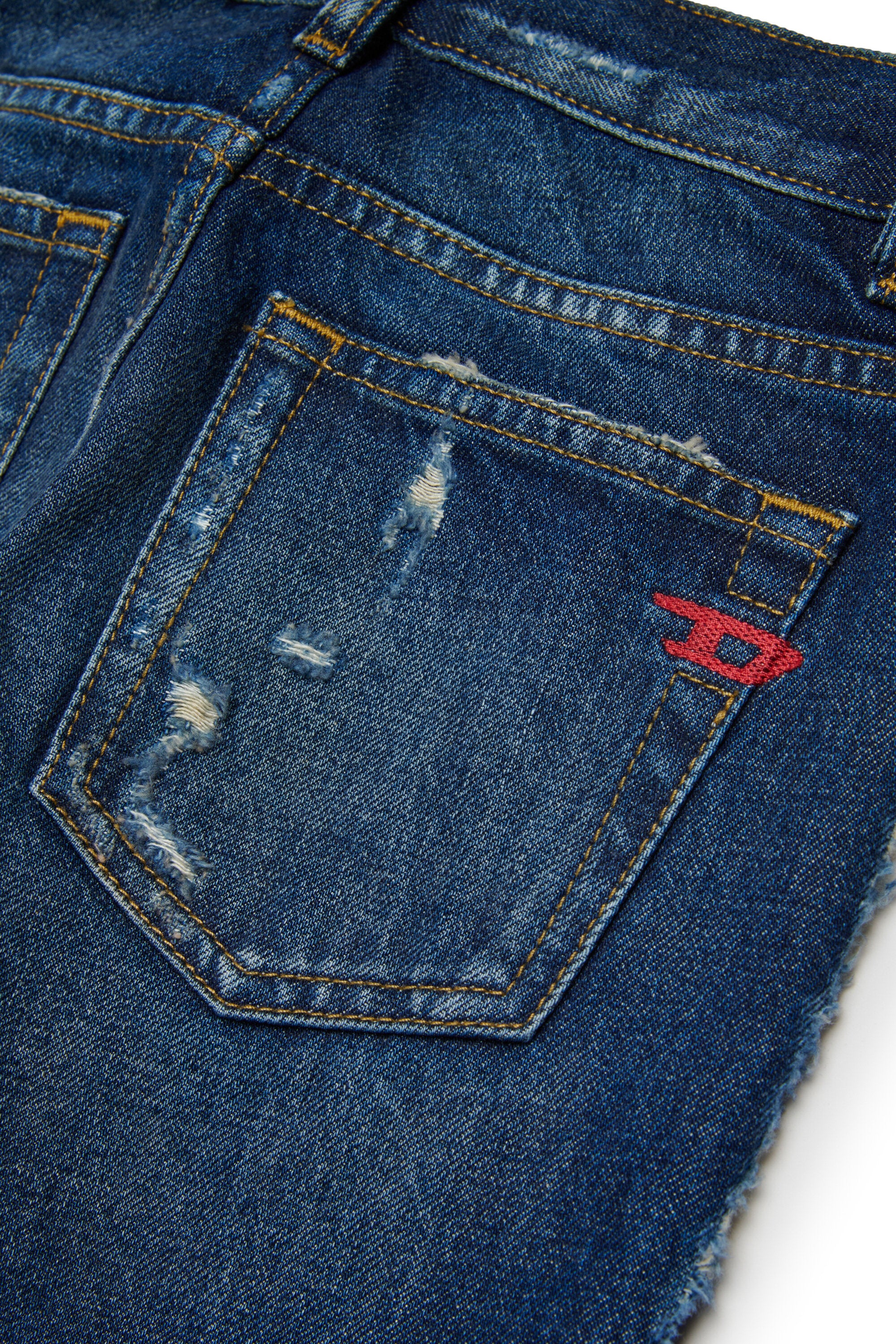 Regular dark blue jeans with a destroyed effect - 2020 D-Viker