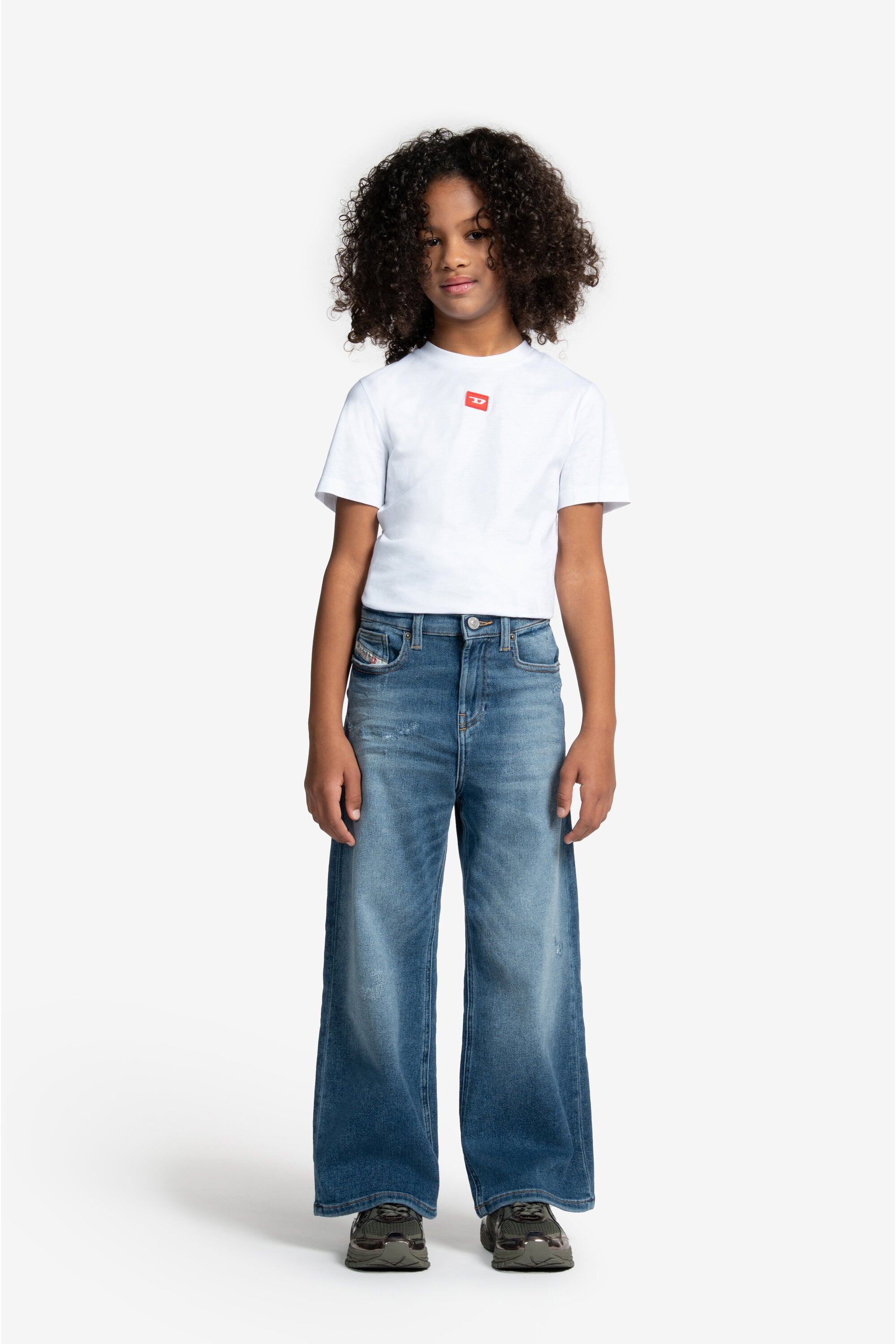 Medium blue relaxed JoggJeans® with abrasions - D-Argjx