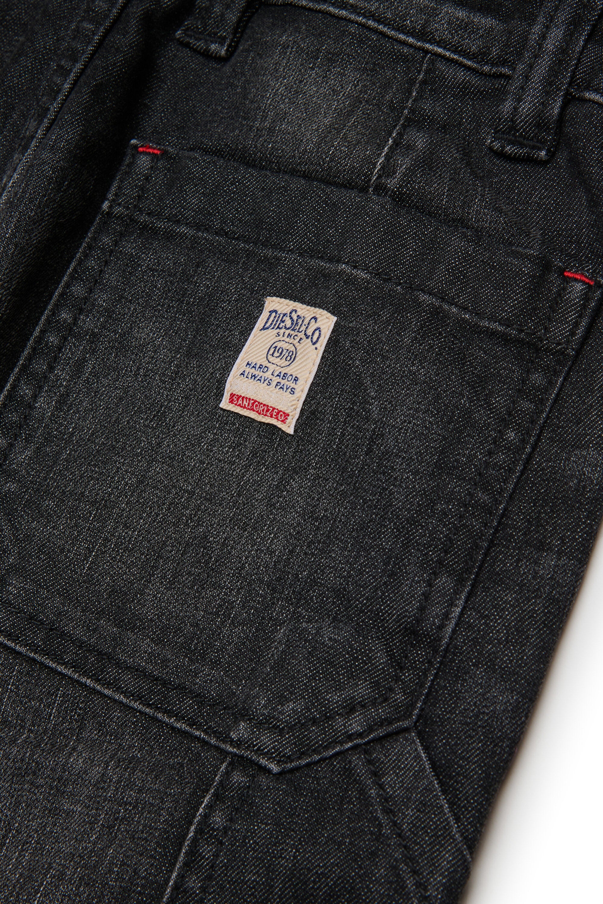 Black relaxed jeans with a worn effect - D-Bart