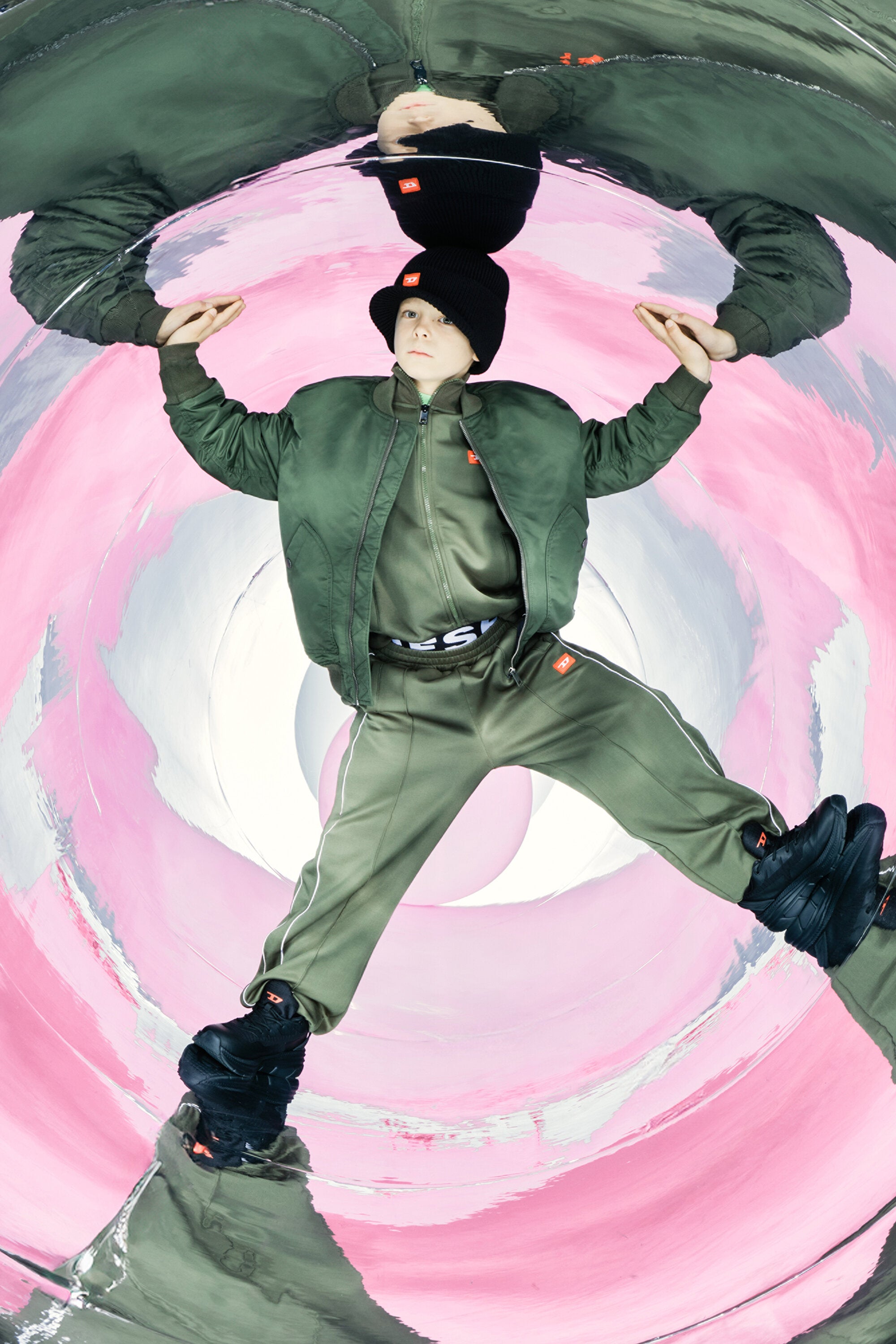 Triacetate balloon pants with red D patch