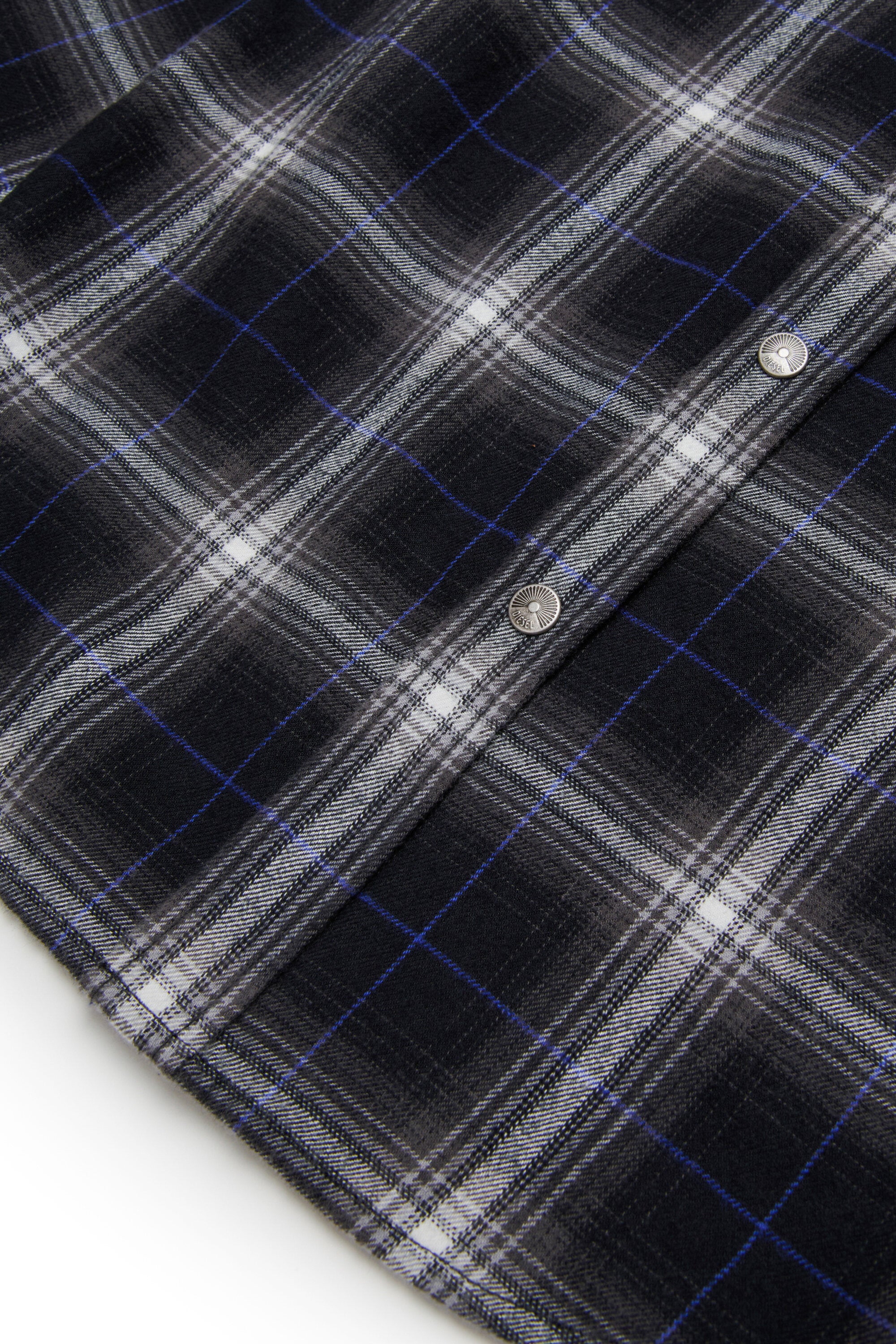 Allover check flannel shirt branded with logo