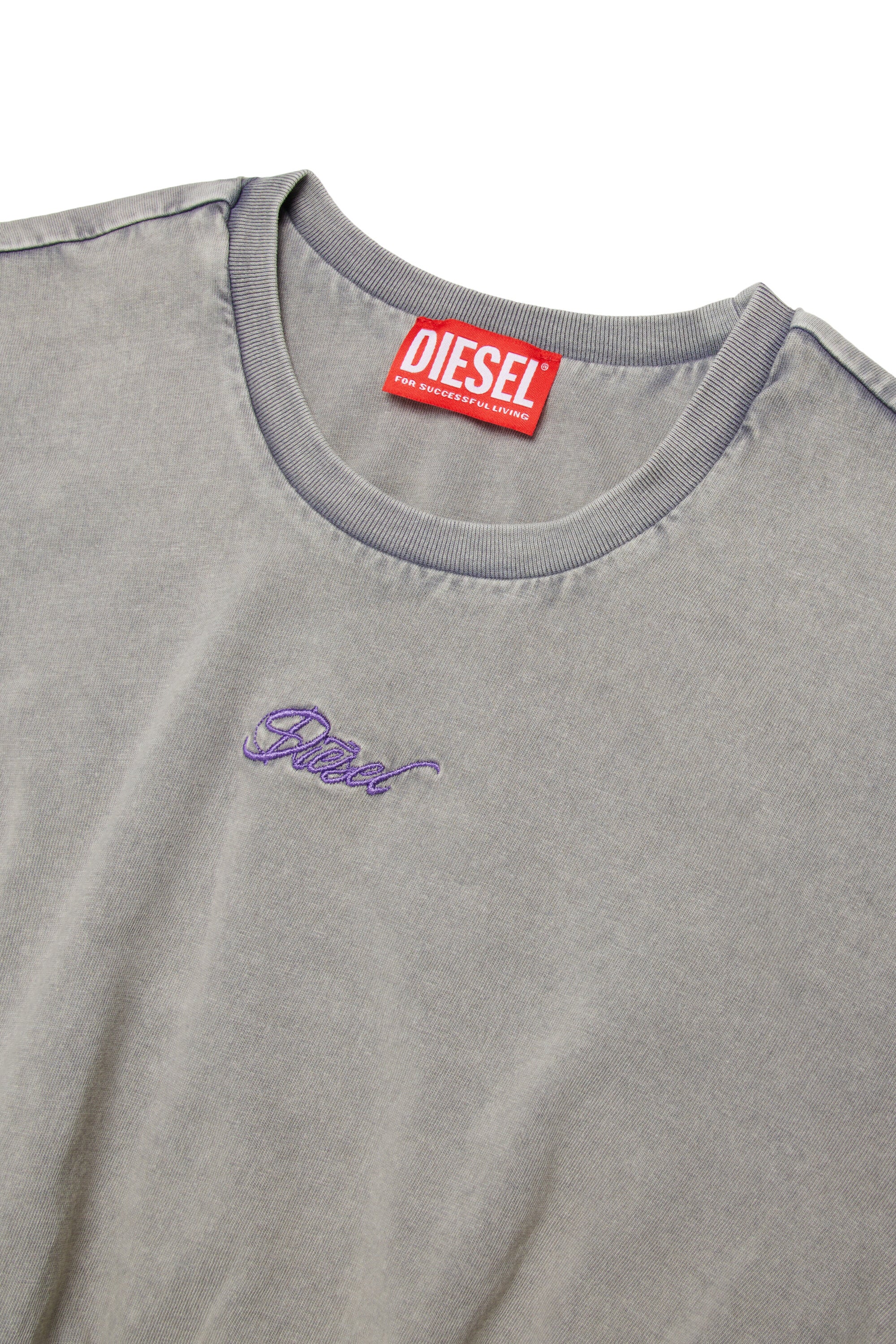 Cropped T-shirt with embroidered logo