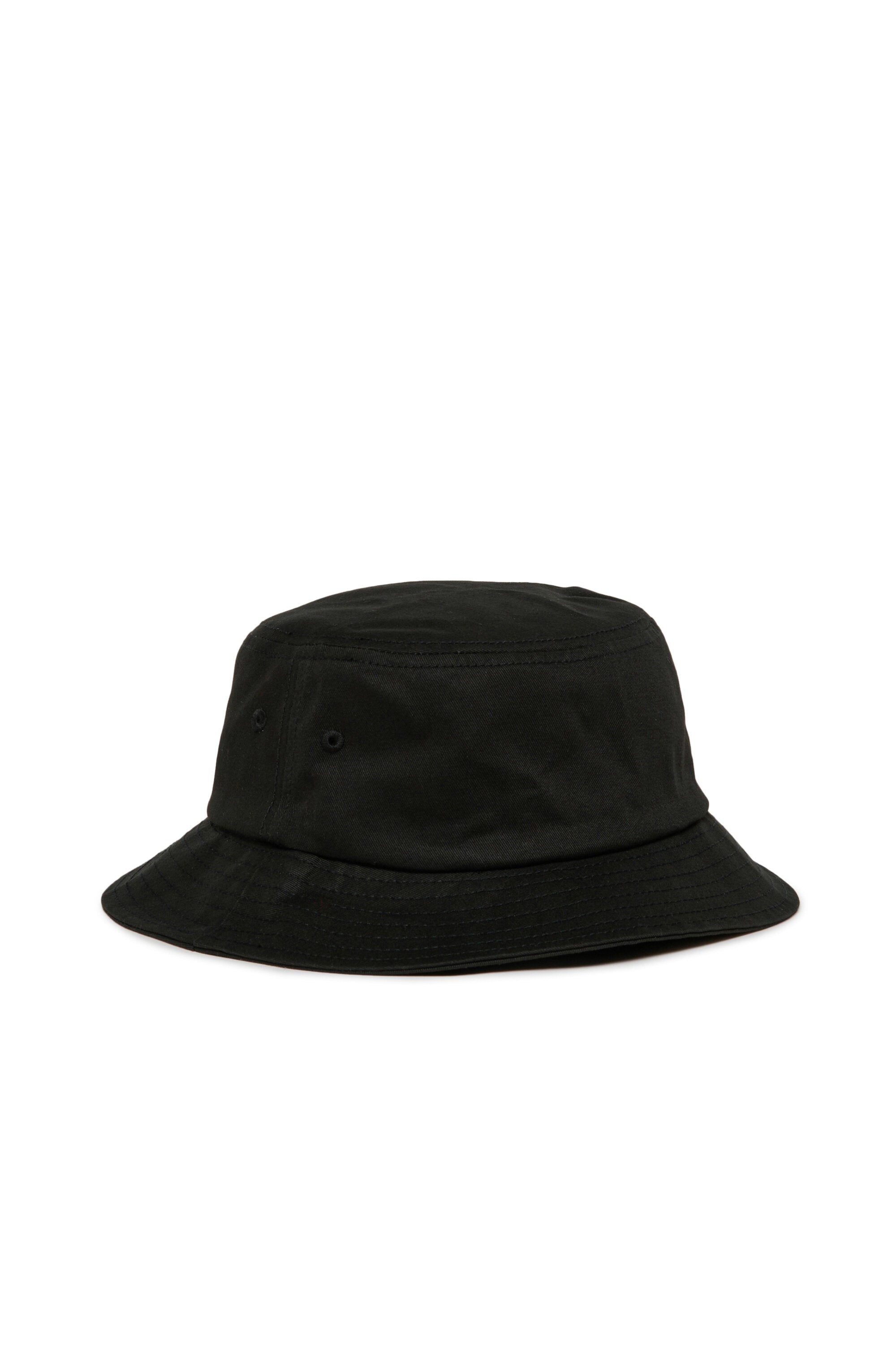 Fisherman hat with D patch