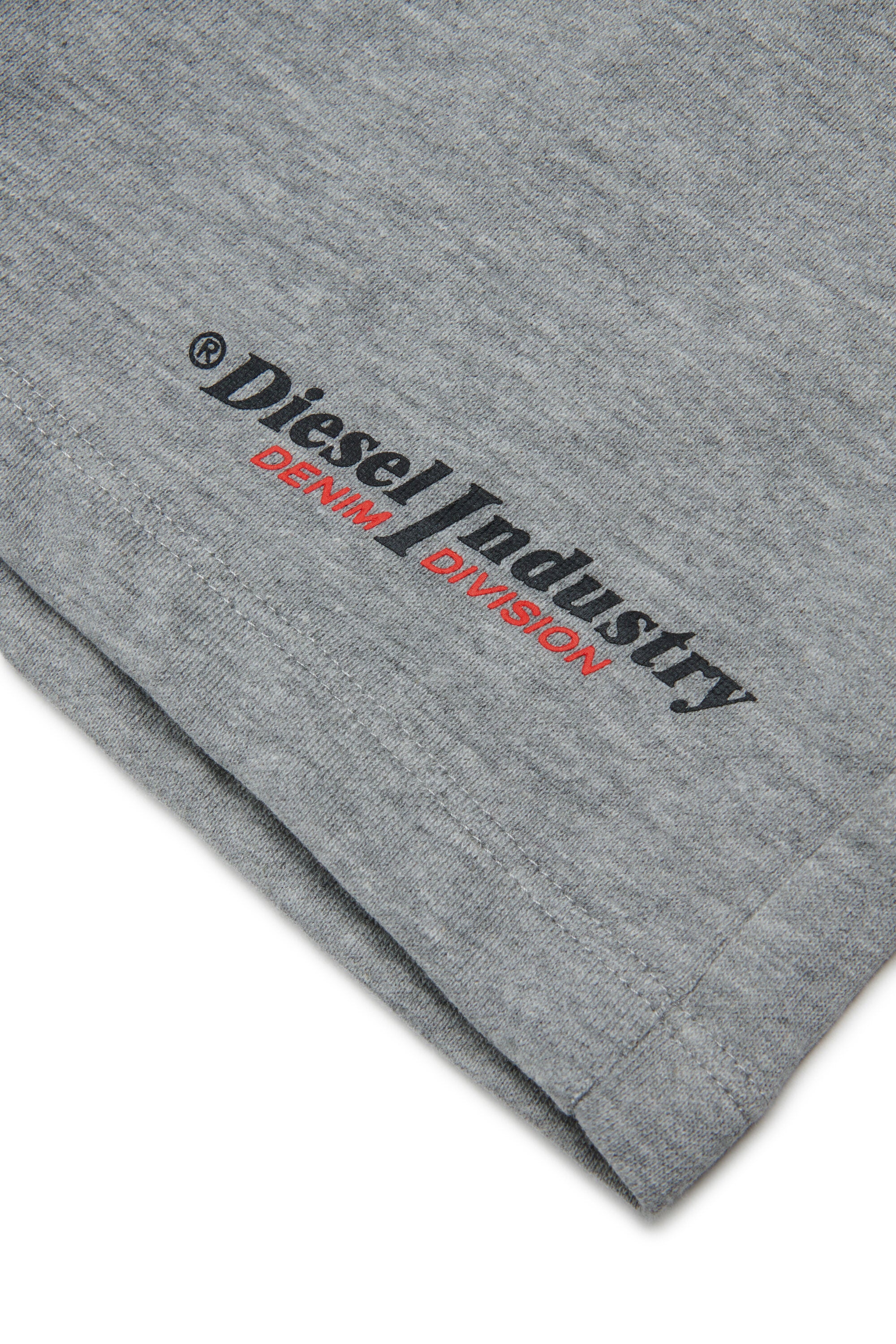 Fleece shorts with logo