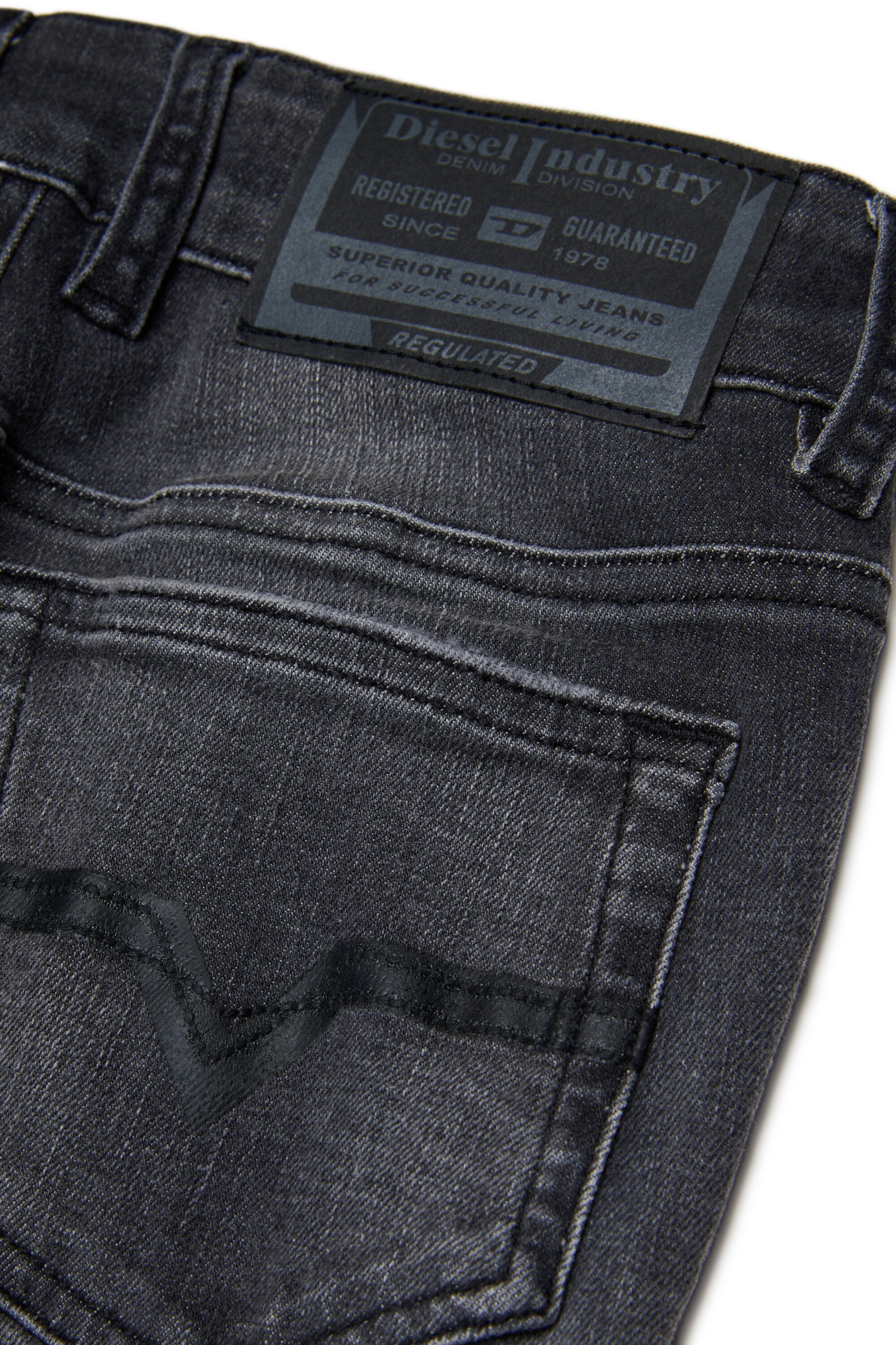 Slim fit jeans in black wash - D-Veel