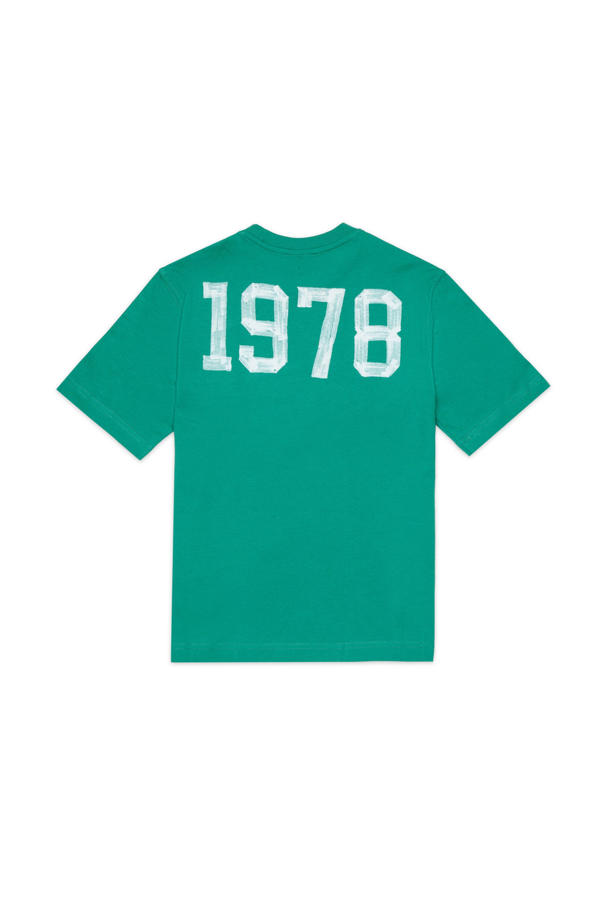 T-shirt with logo