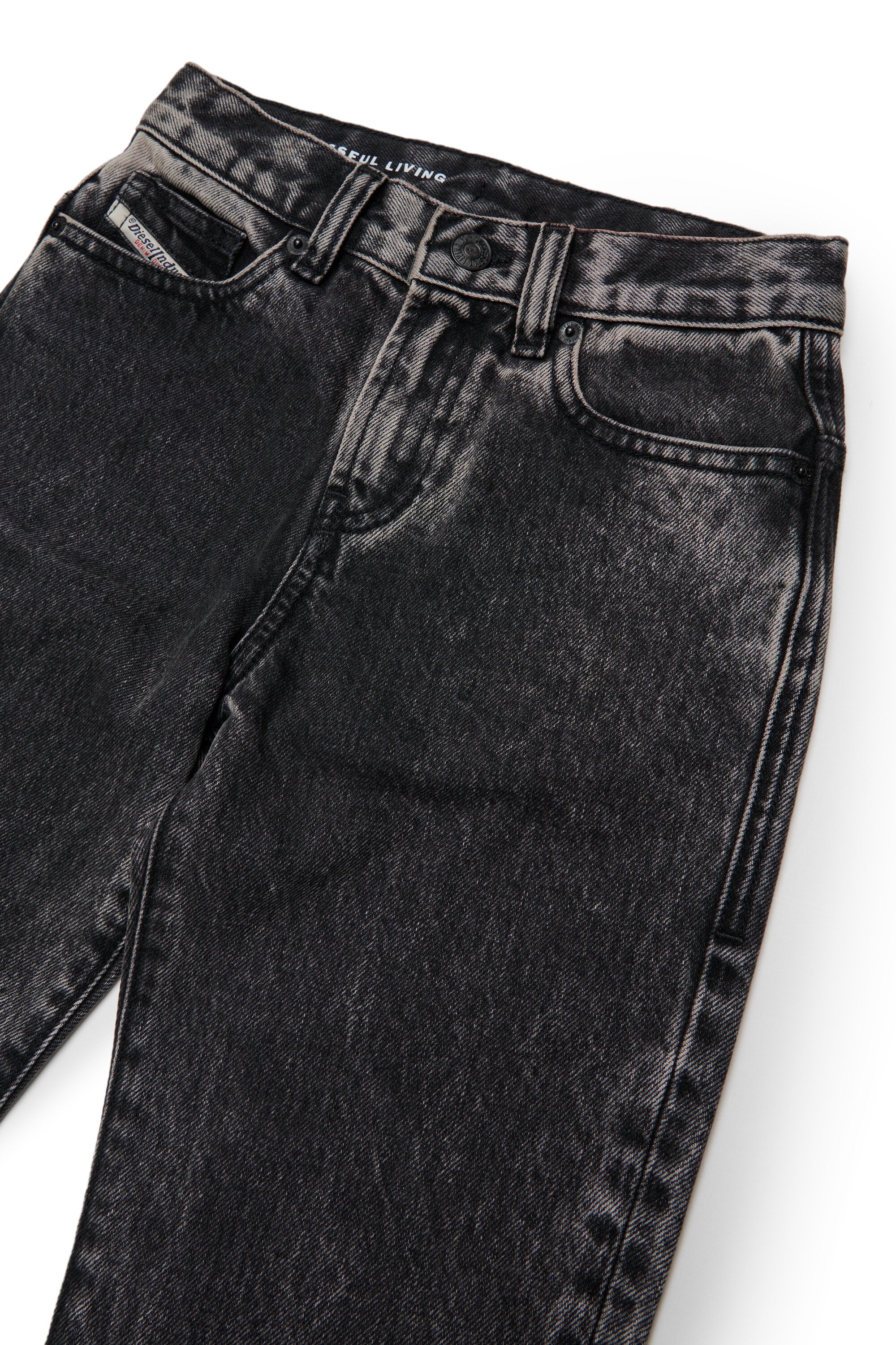 Regular jeans in black wash - 2020 D-Viker