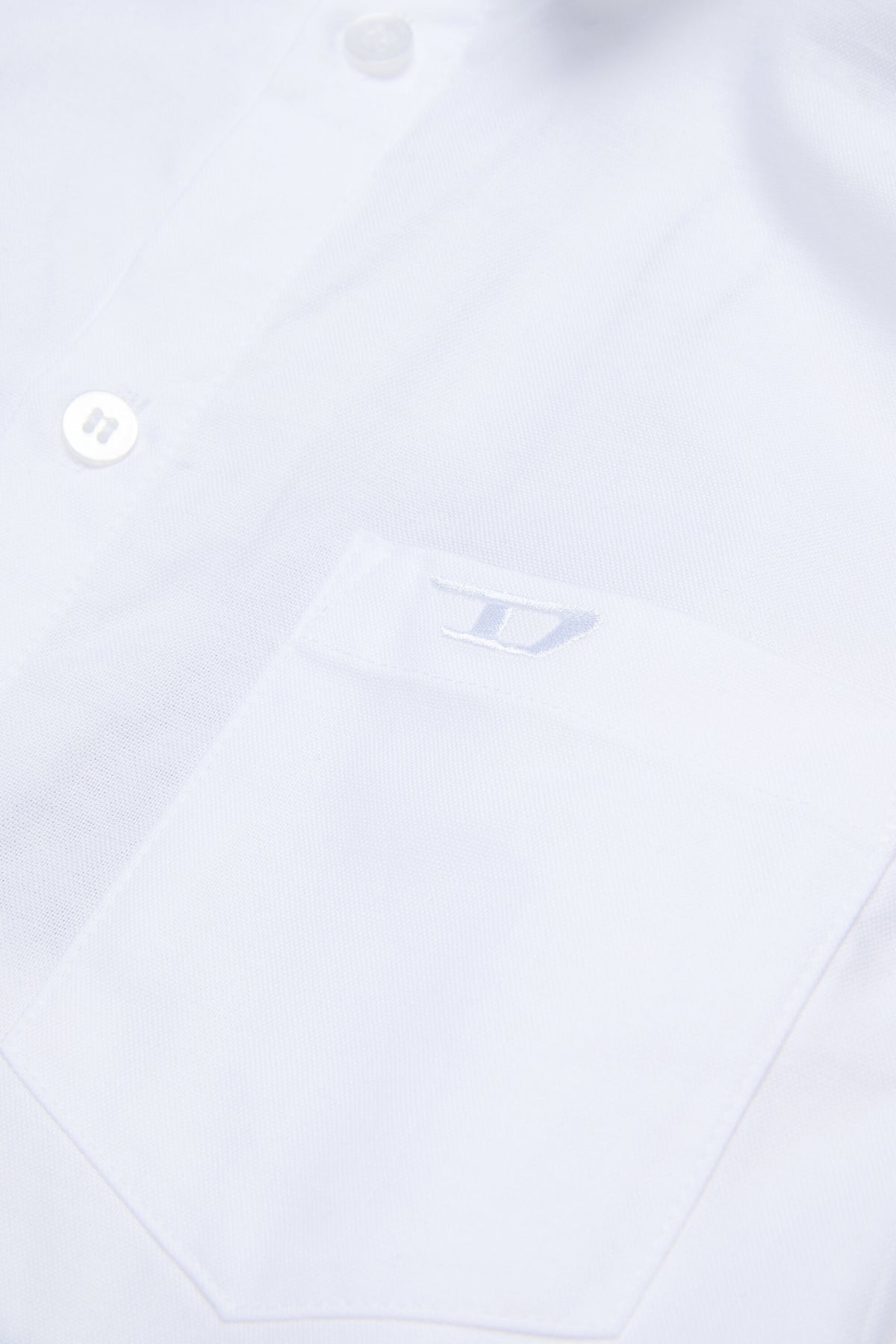 Long-sleeve shirt with logo