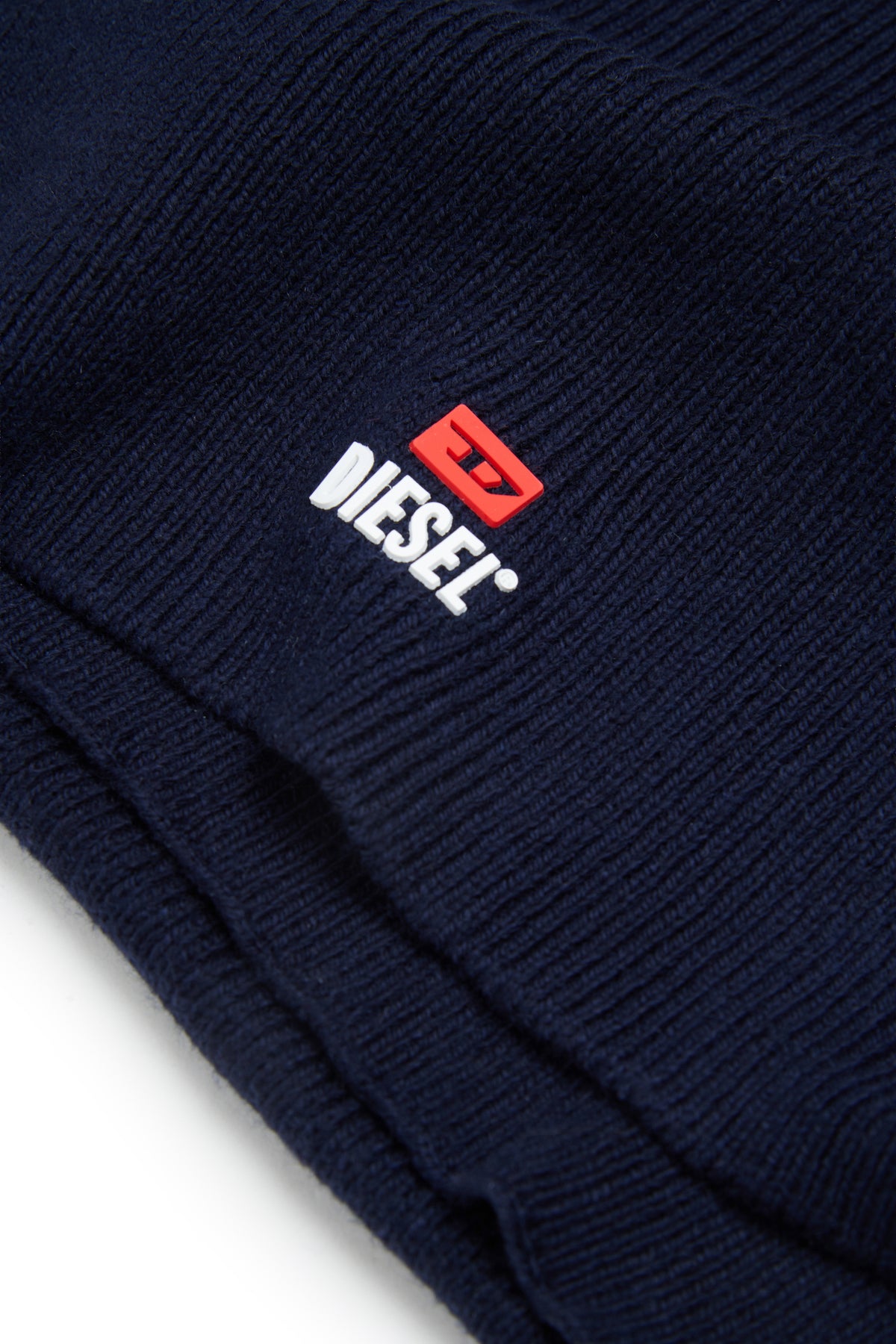 Wool and cotton blend cap with logo