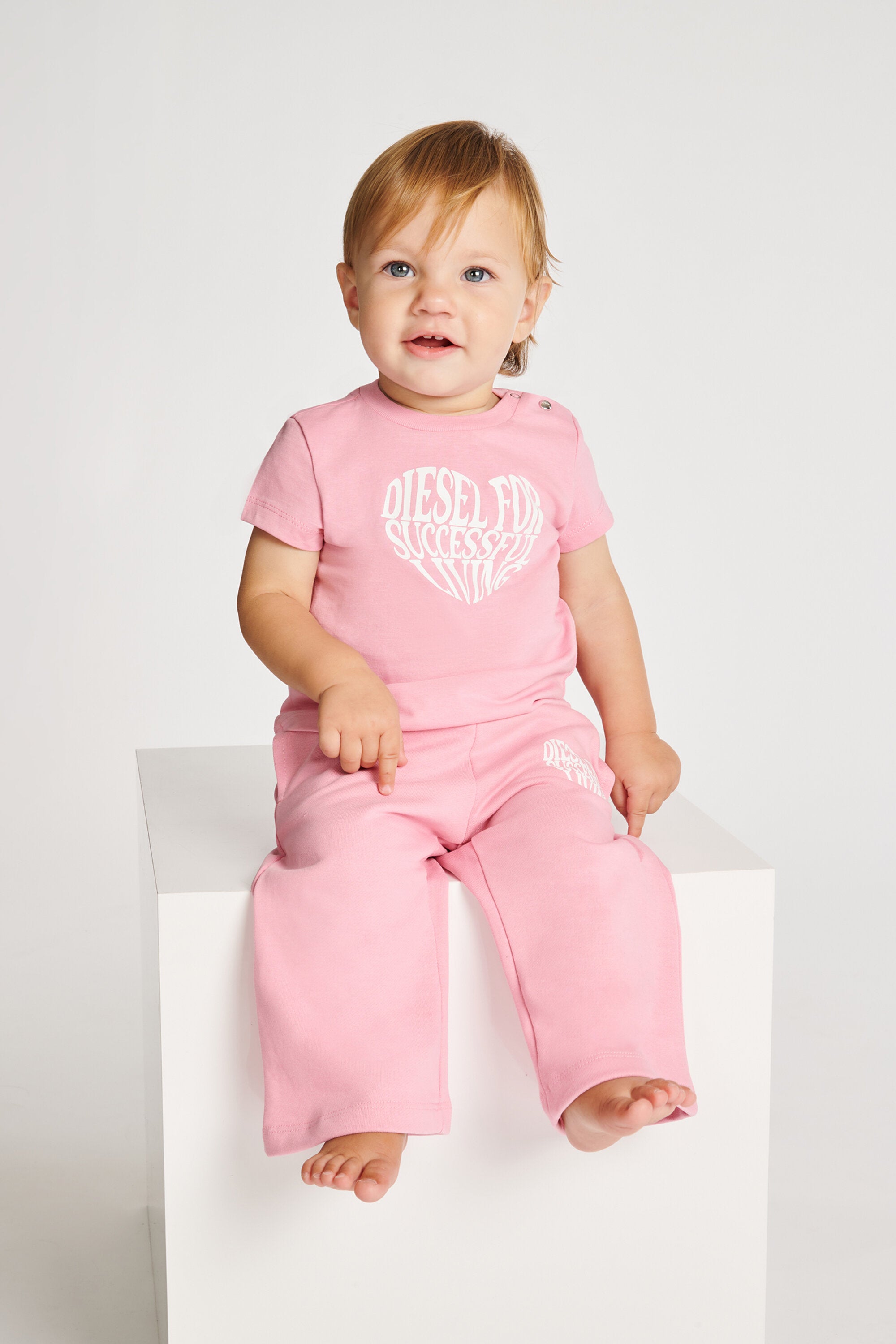T-shirt with logo