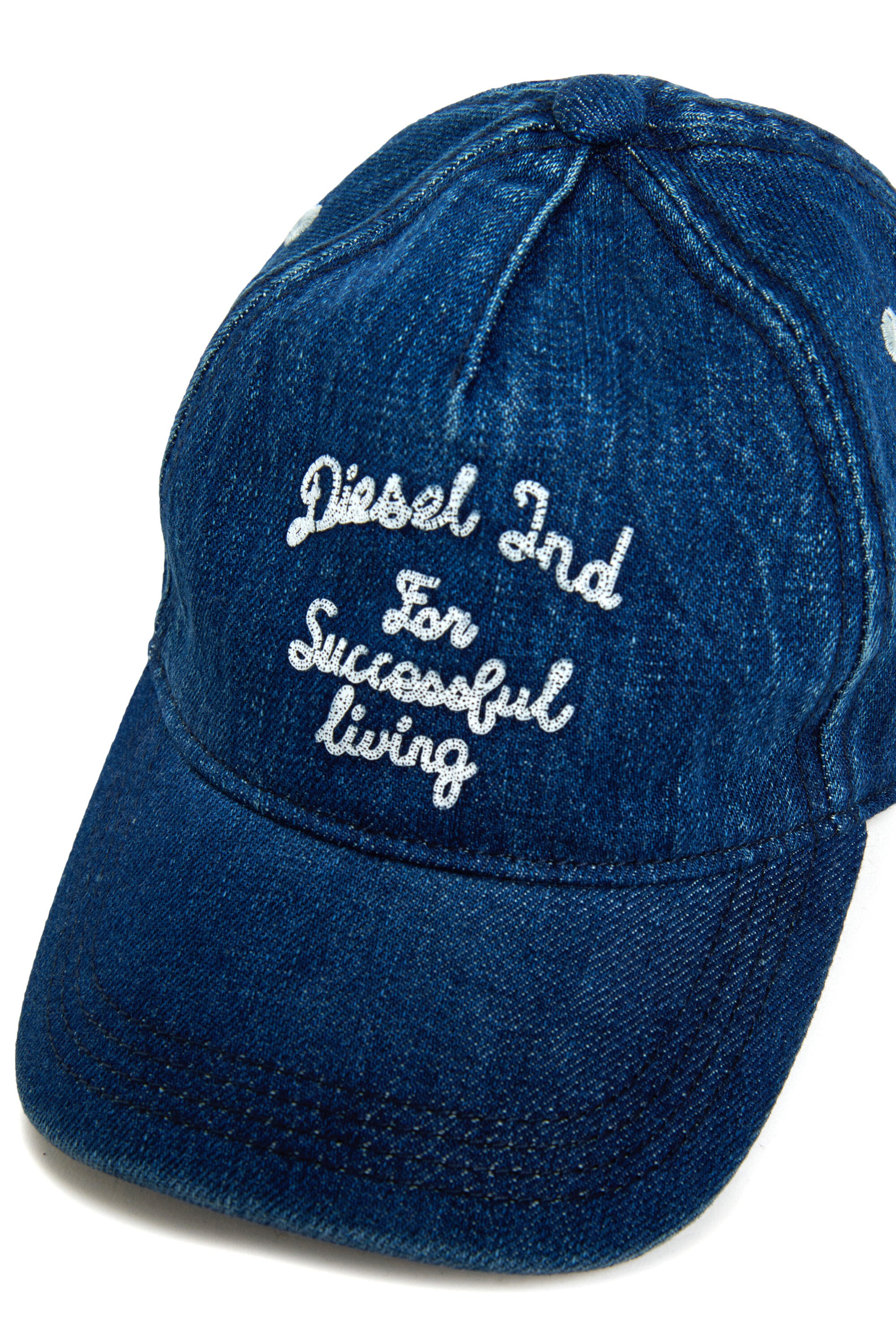 Baseball cap with logo