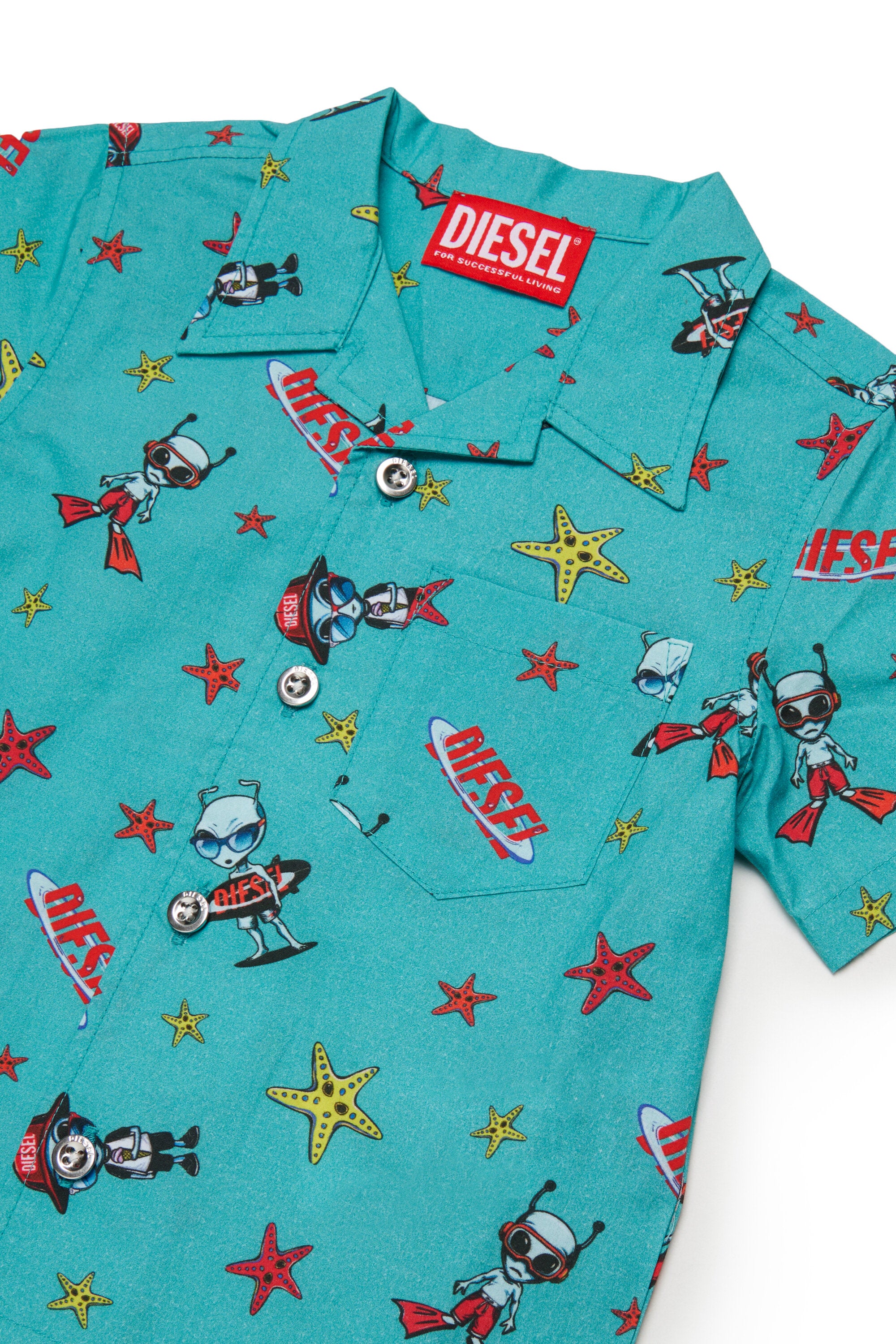 Short-sleeved shirt with logo