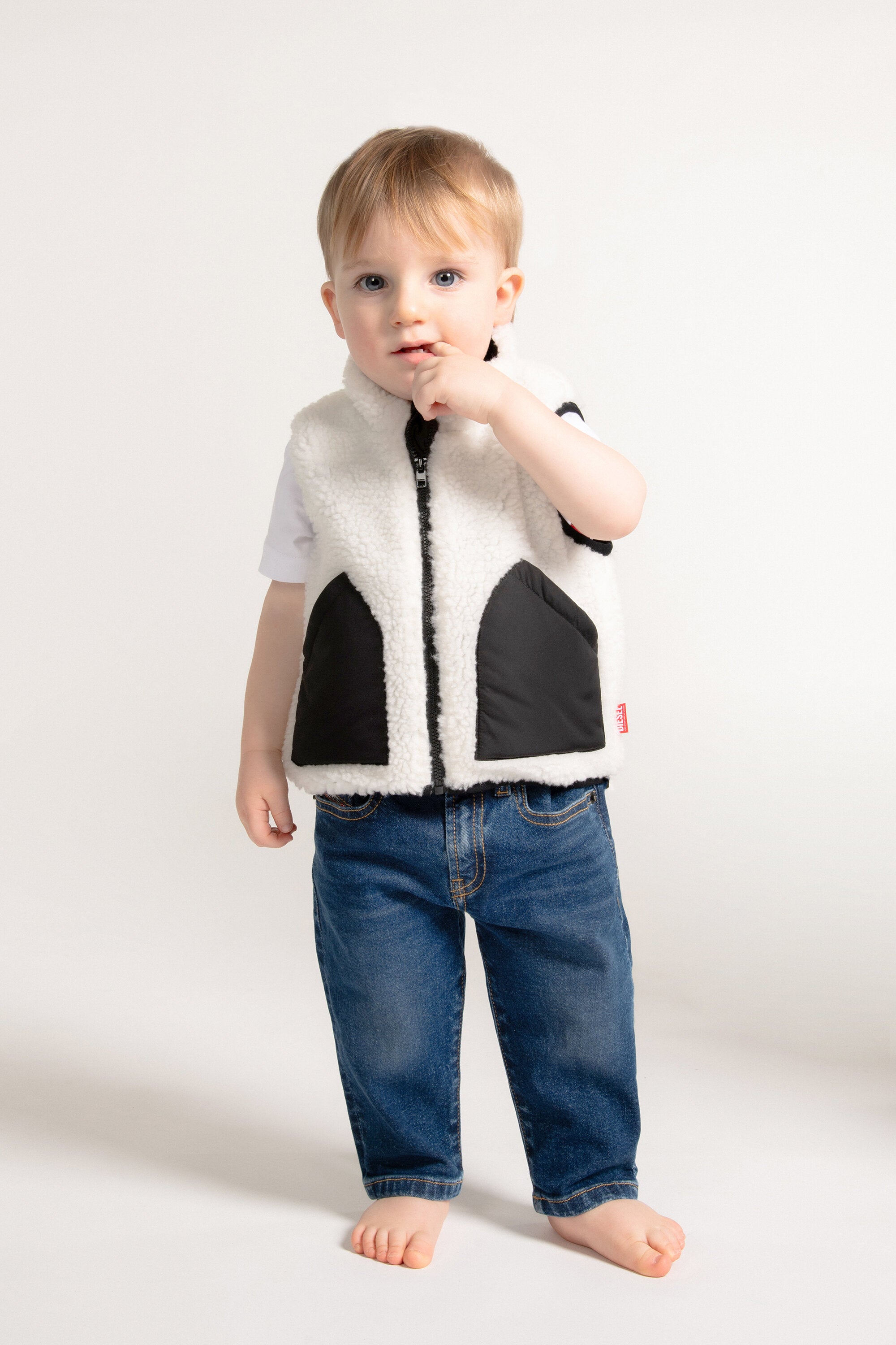 Teddy vest with logo