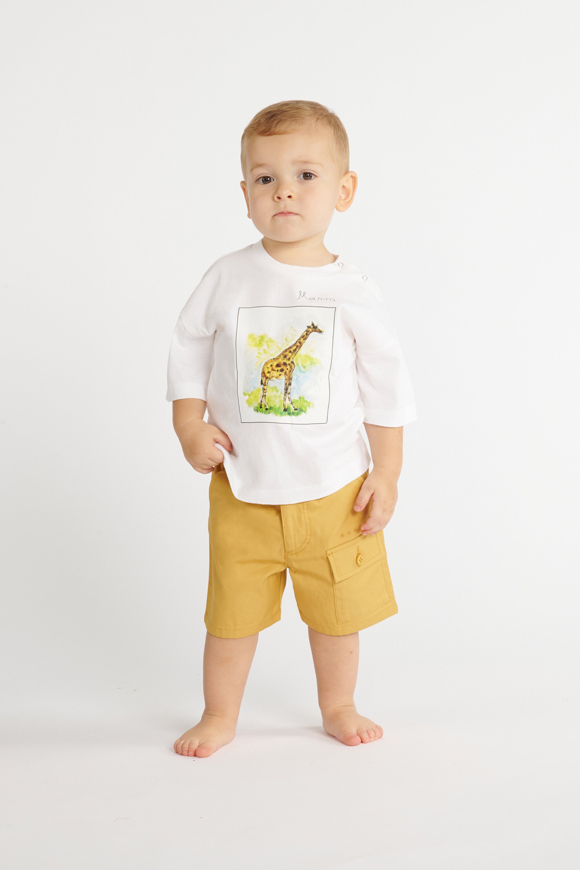 Cargo shorts with logo