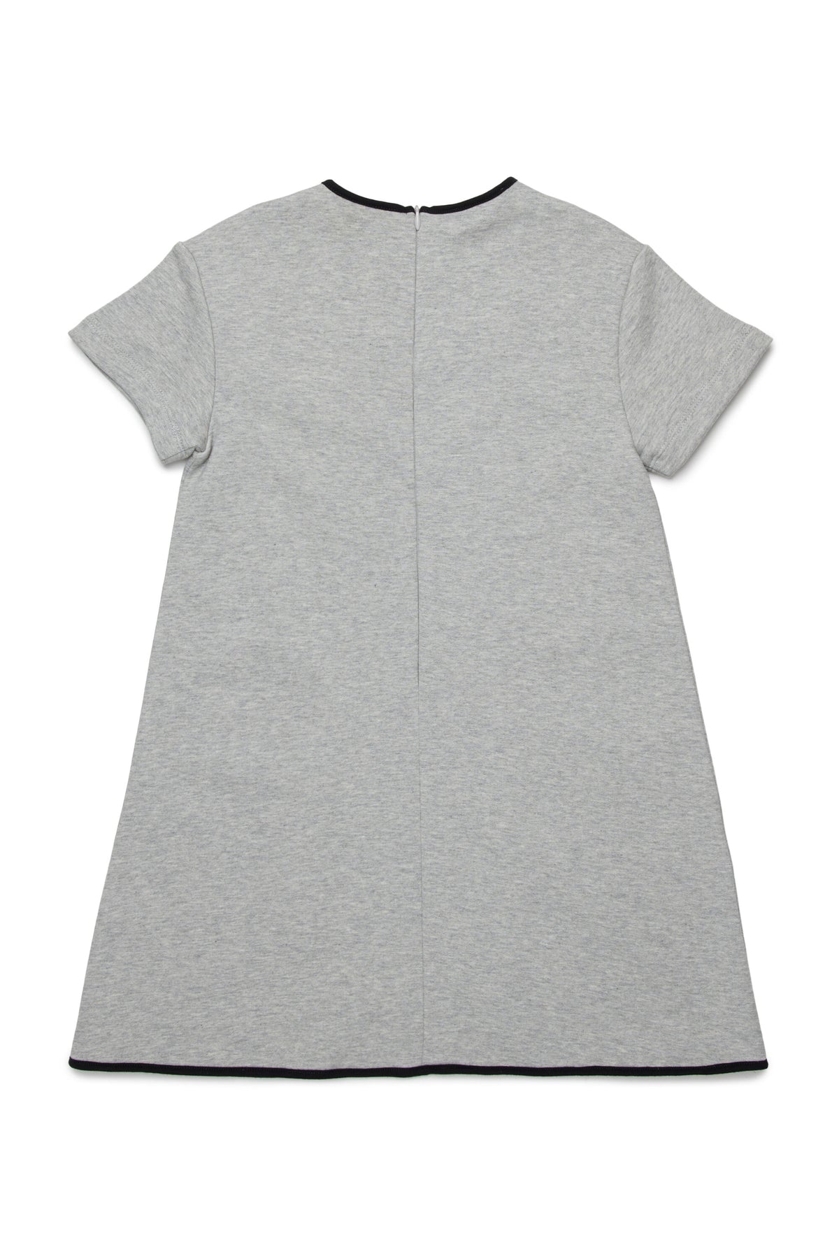 Dress with short sleeves and straight cut