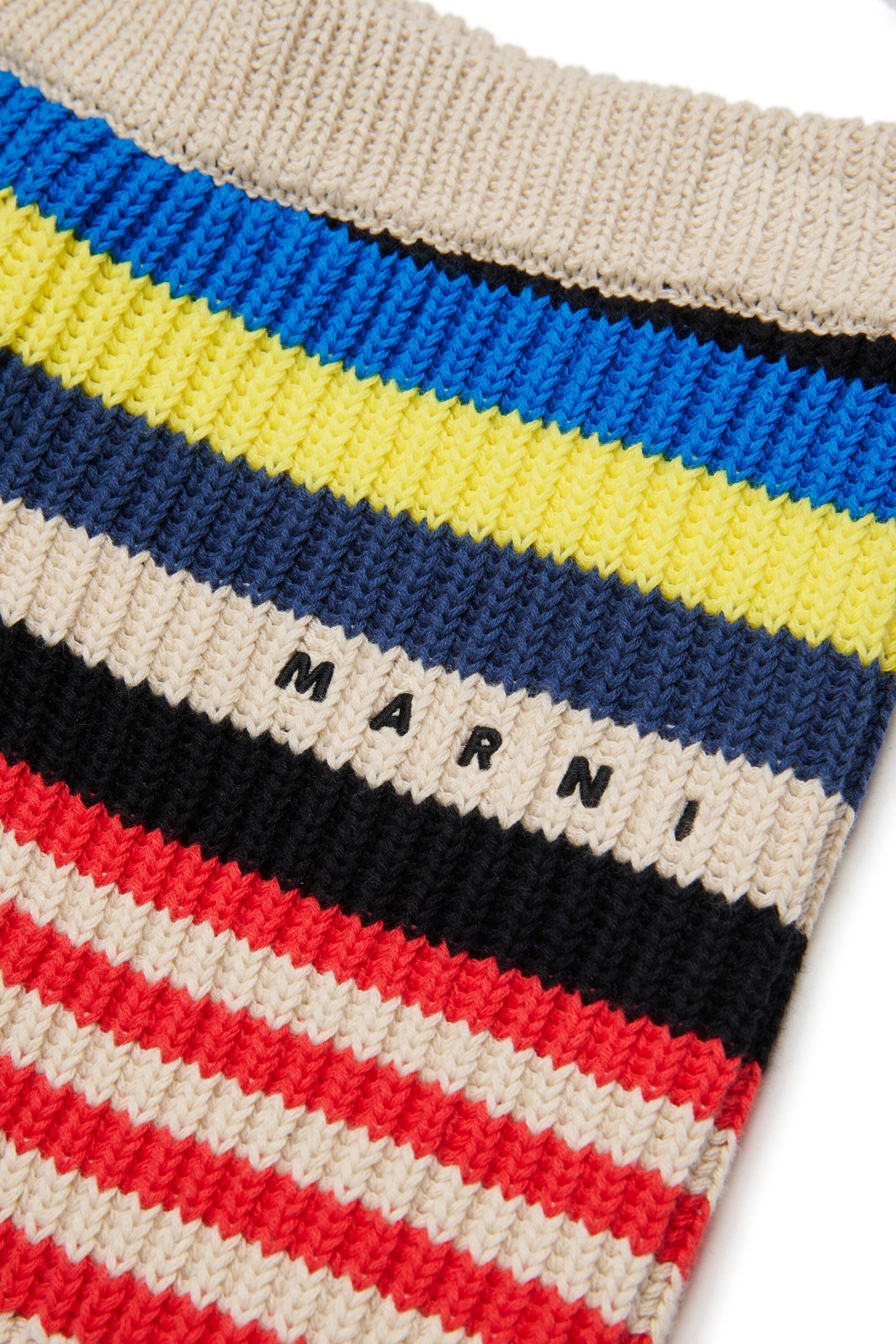 Knit shorts with logo