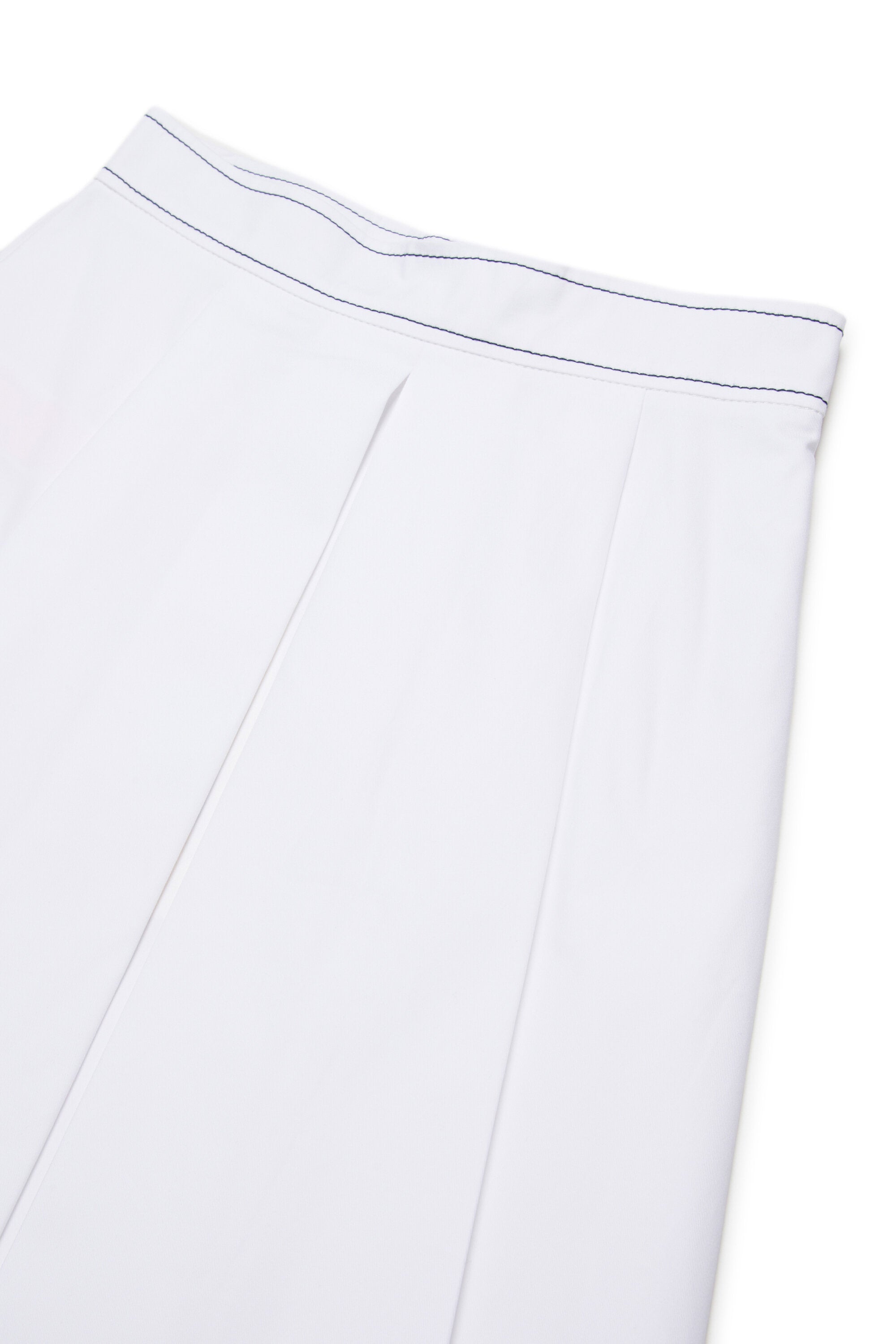 Pleated skirt with logo