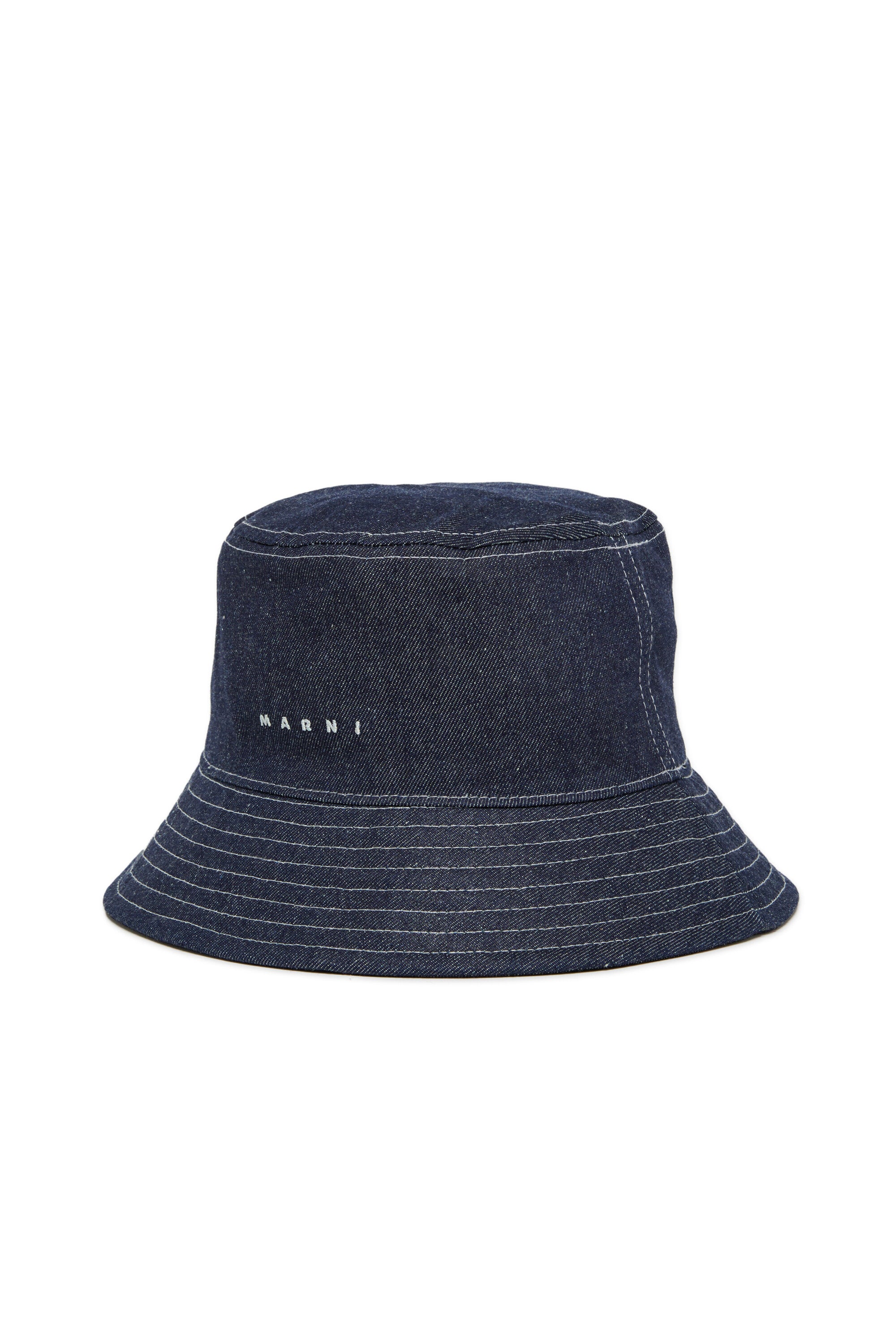 Bucket hat with logo