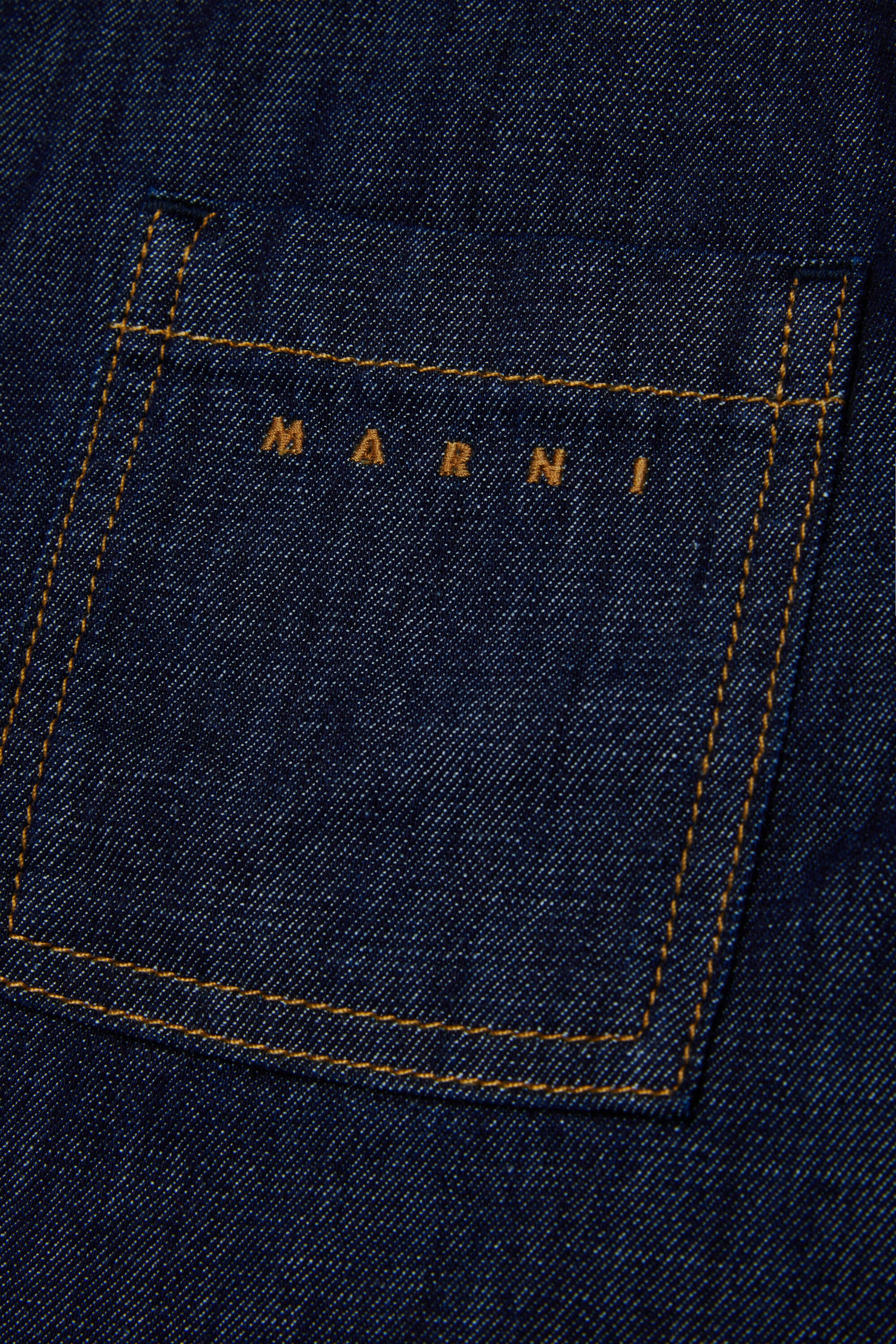 Long-sleeve shirt with logo
