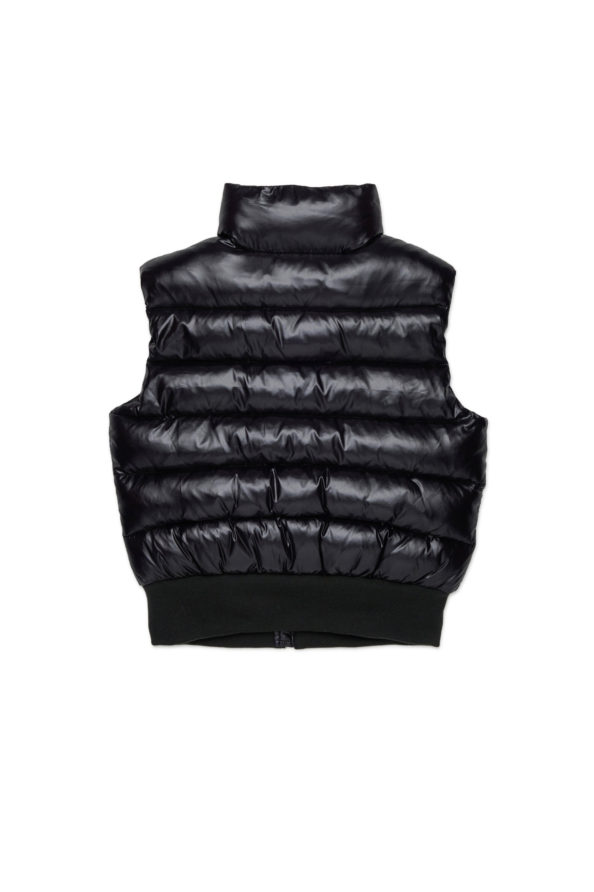 Sleeveless padded jacket