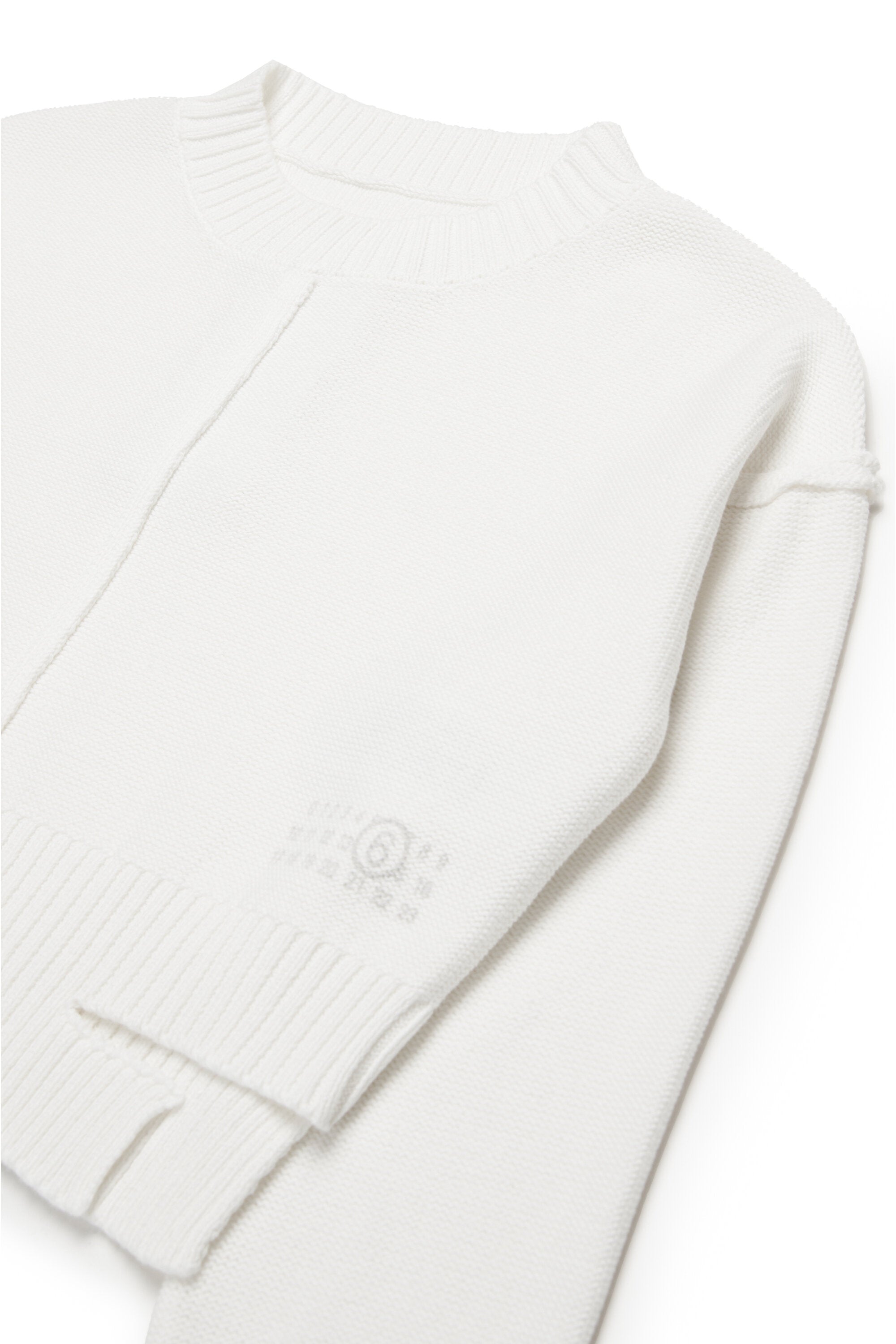 Knit pullover with breaks