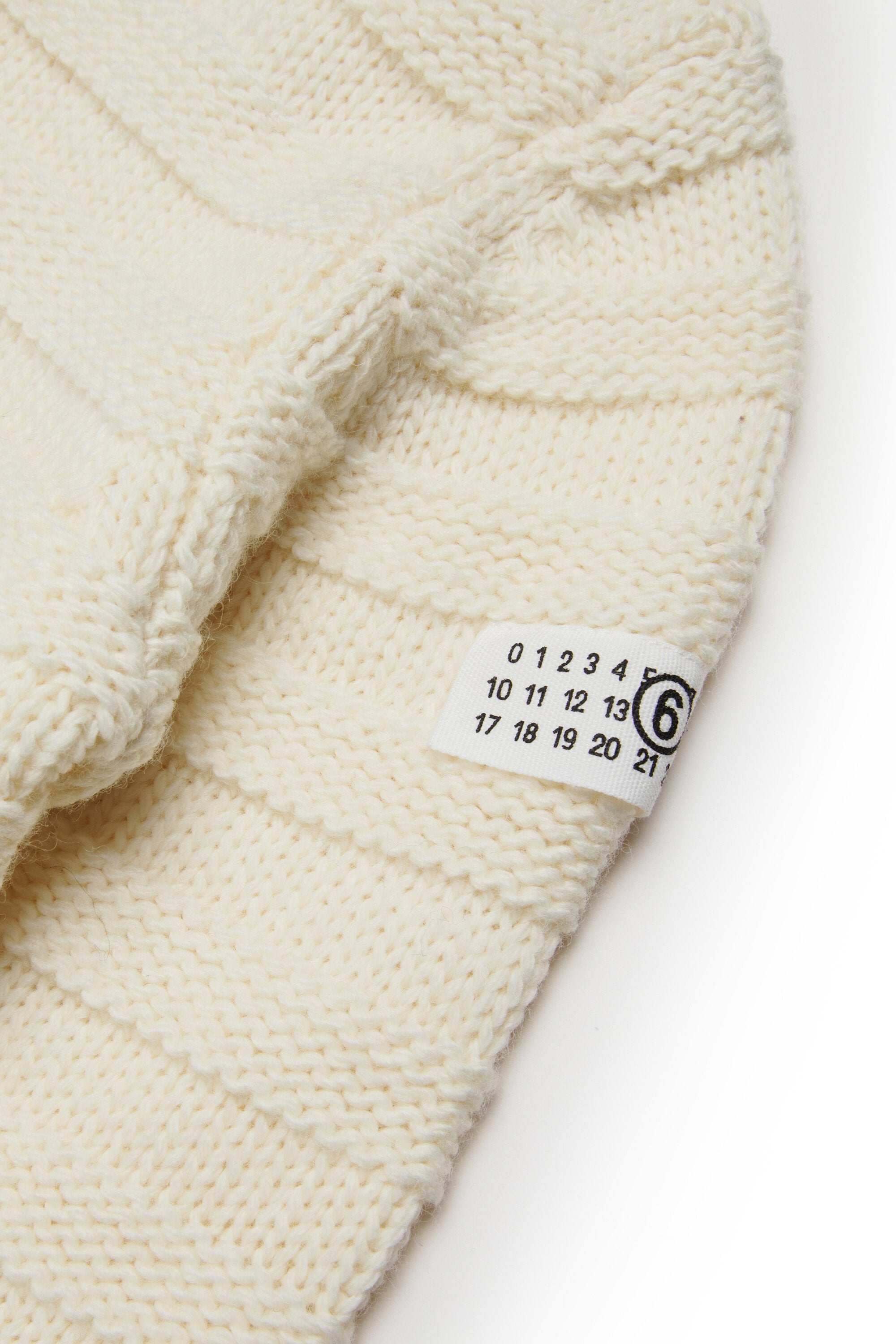 Ribbed wool blend pullover with breaks