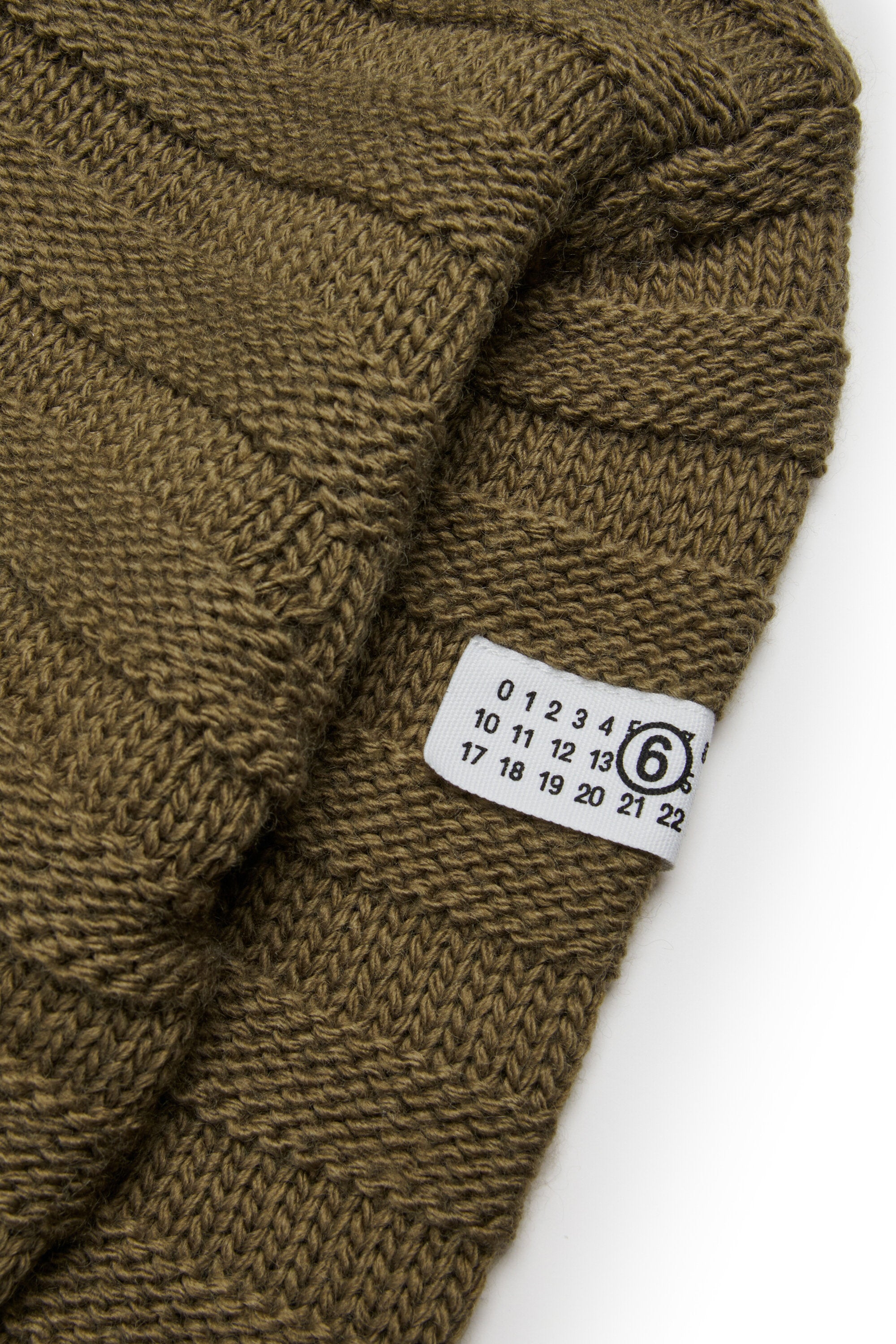 Ribbed wool blend pullover with breaks