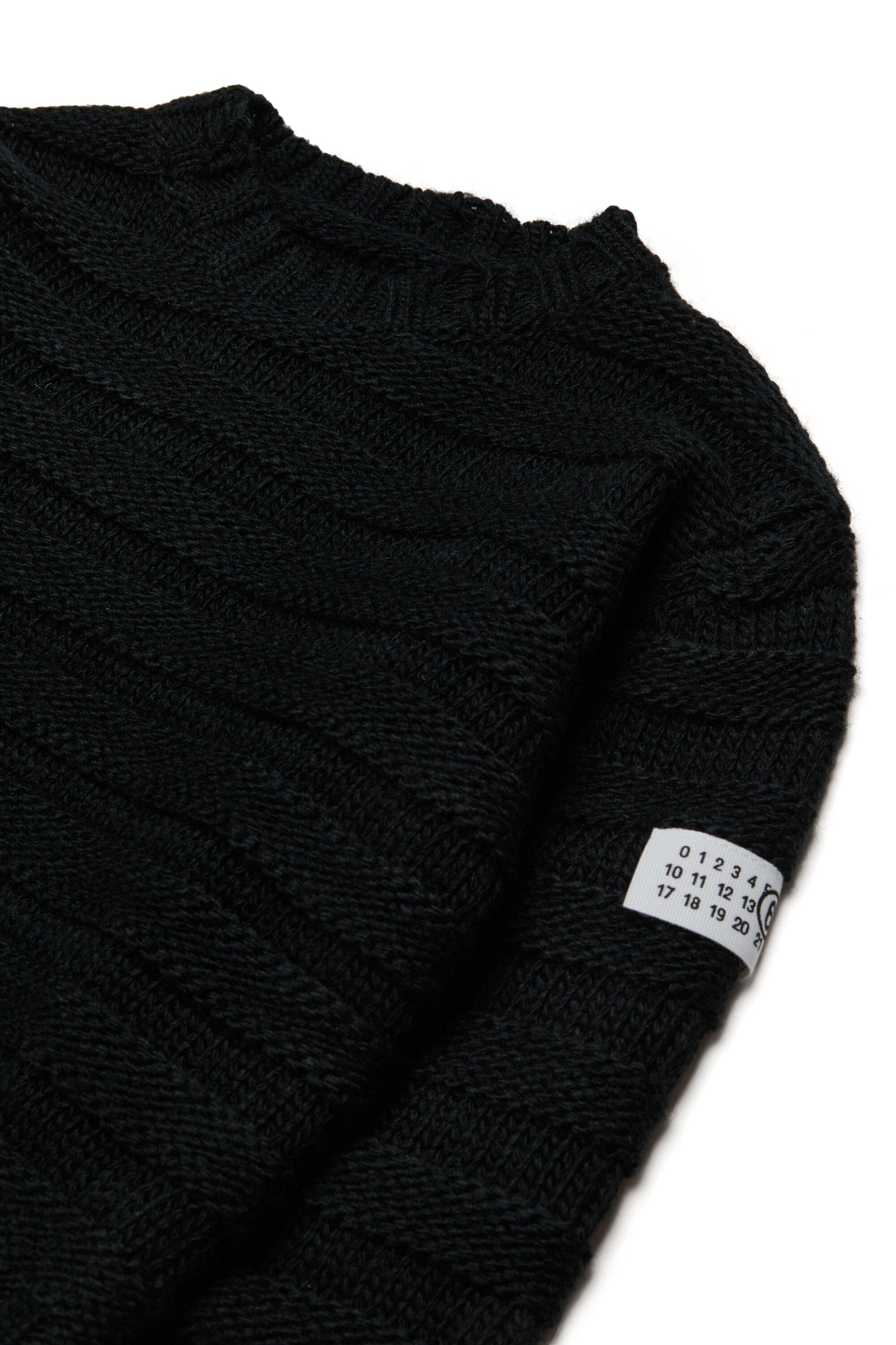 Ribbed wool blend pullover with breaks