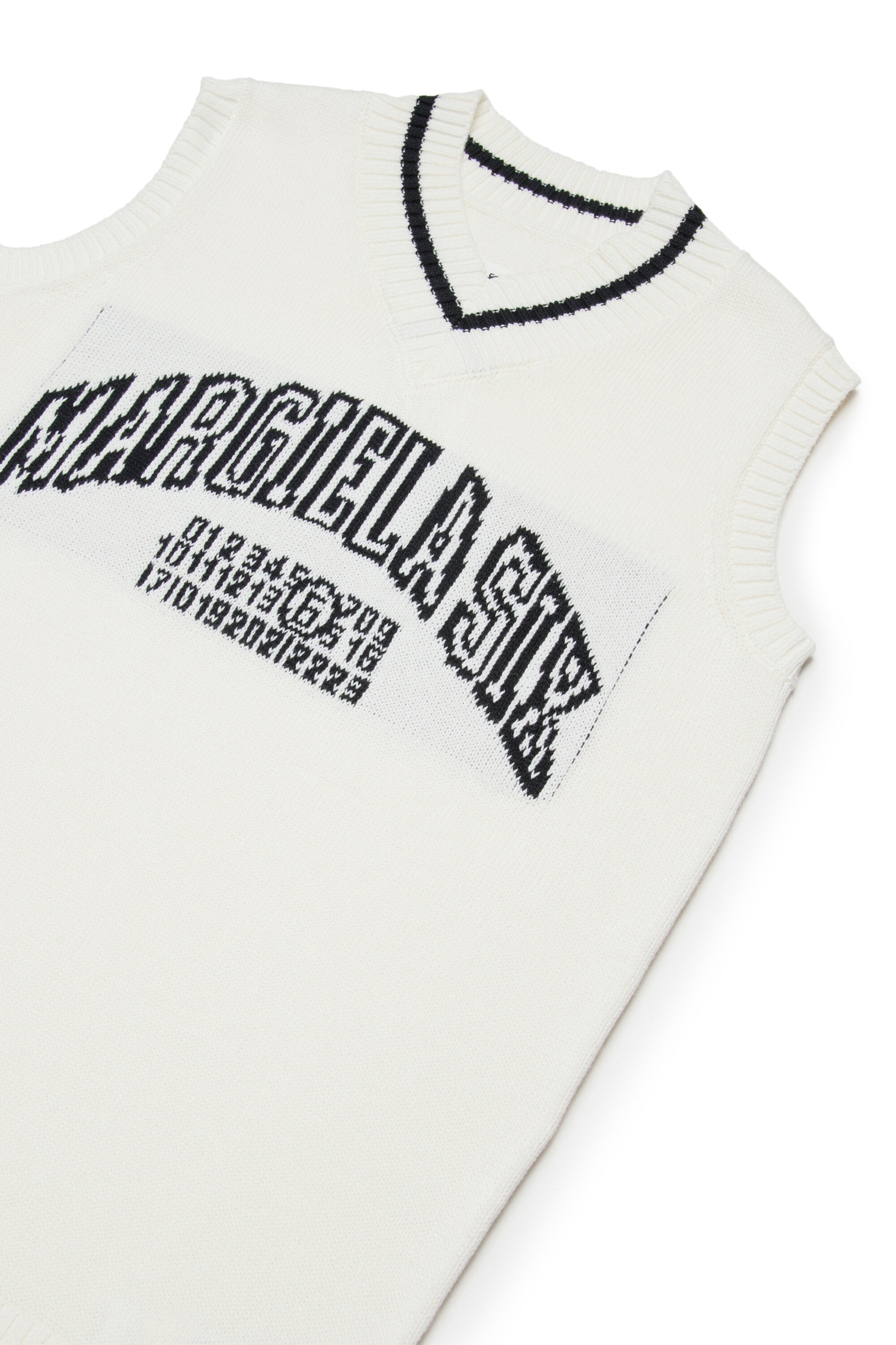 Sleeveless mini dress with V-neckline