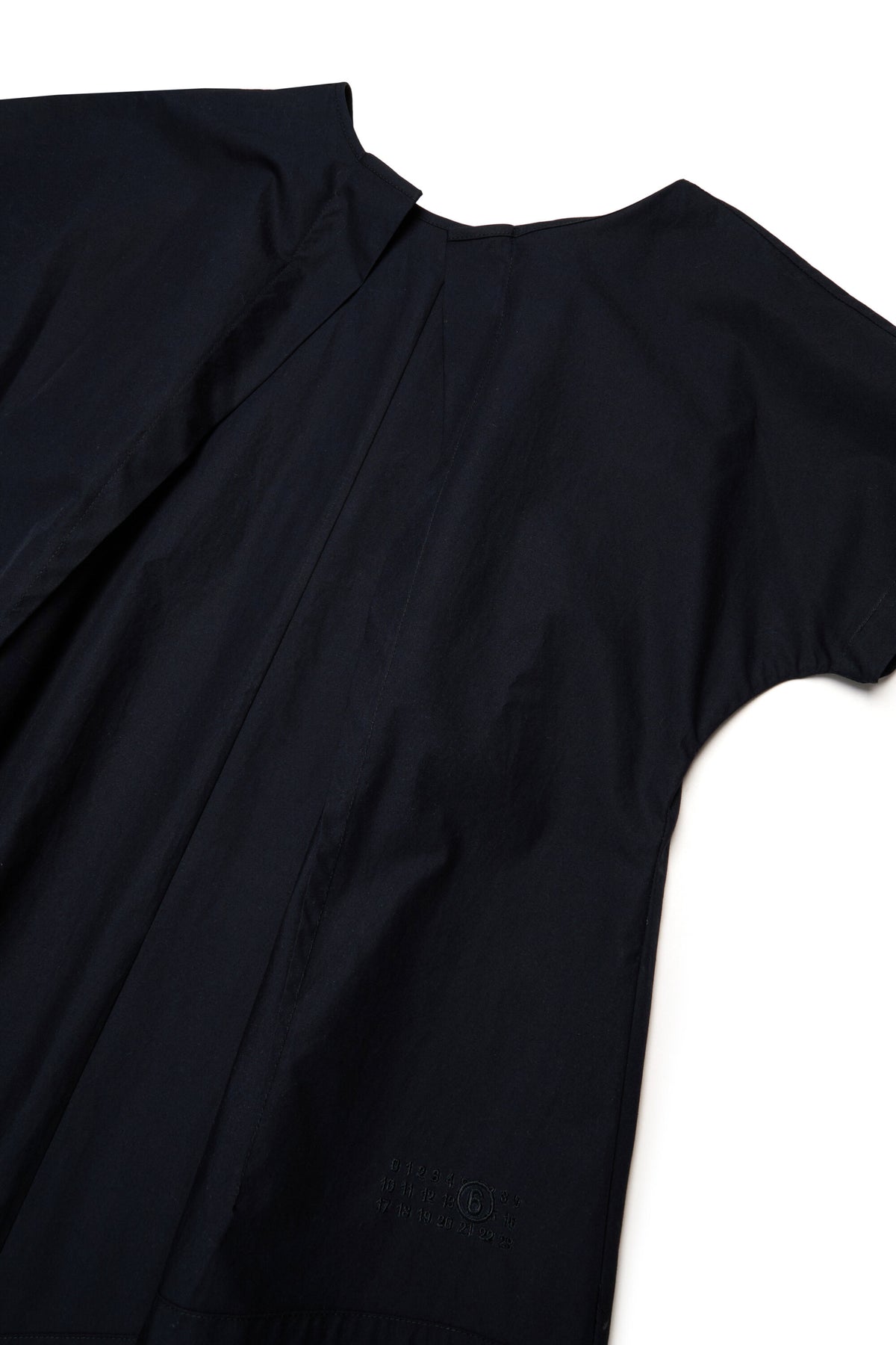 Short-sleeved dress with logo
