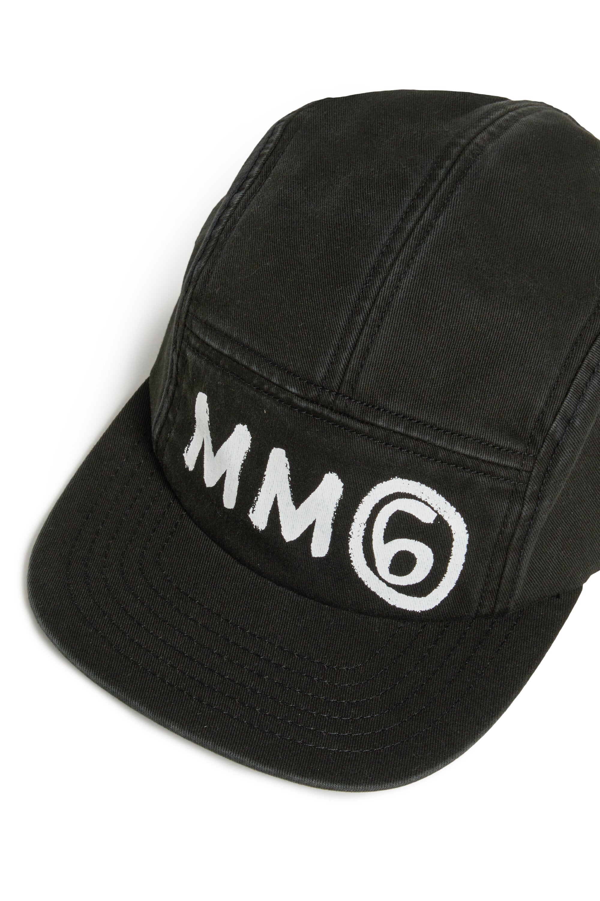 Baseball cap with logo