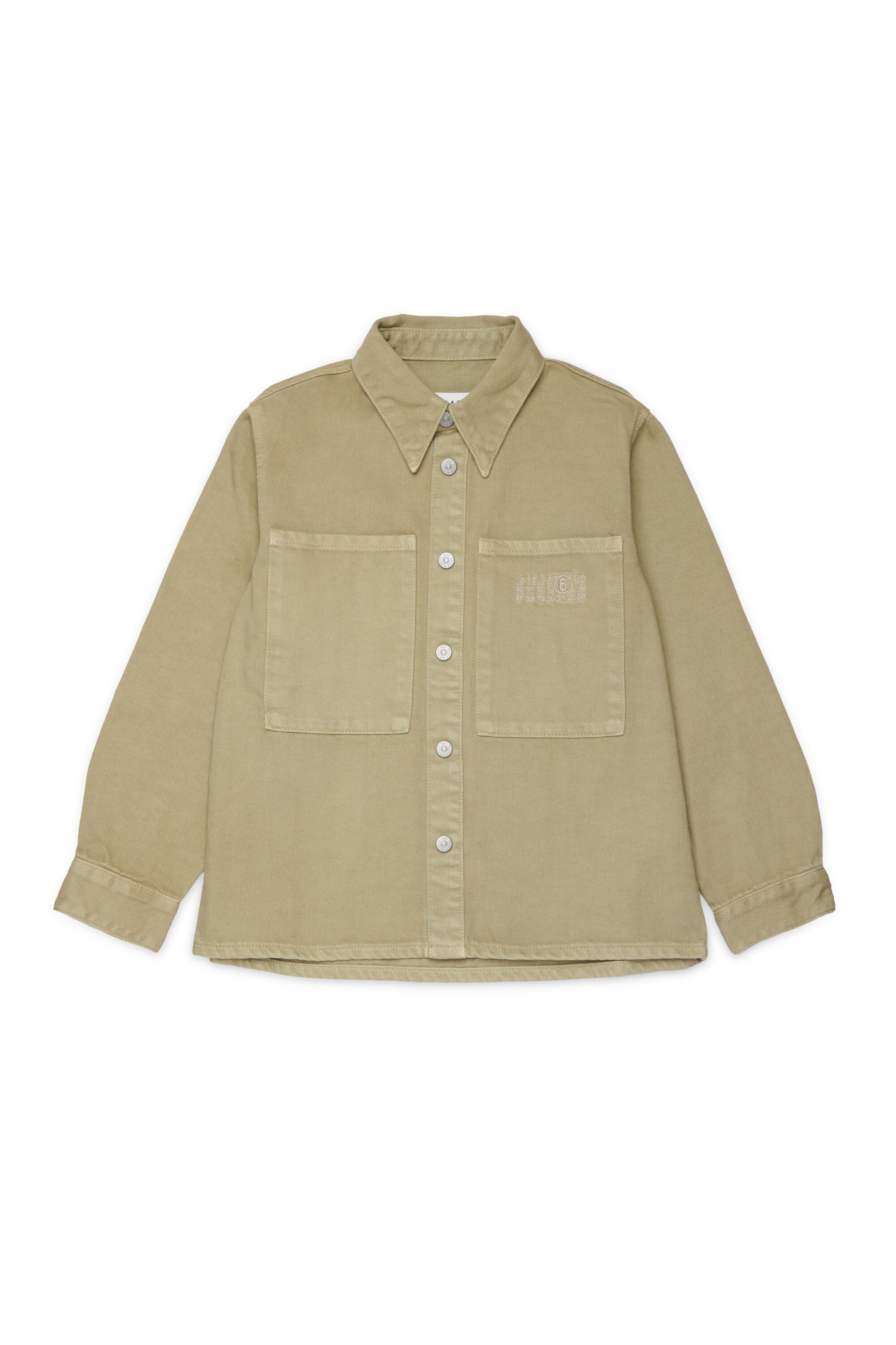 Shirt with patch pockets and logo