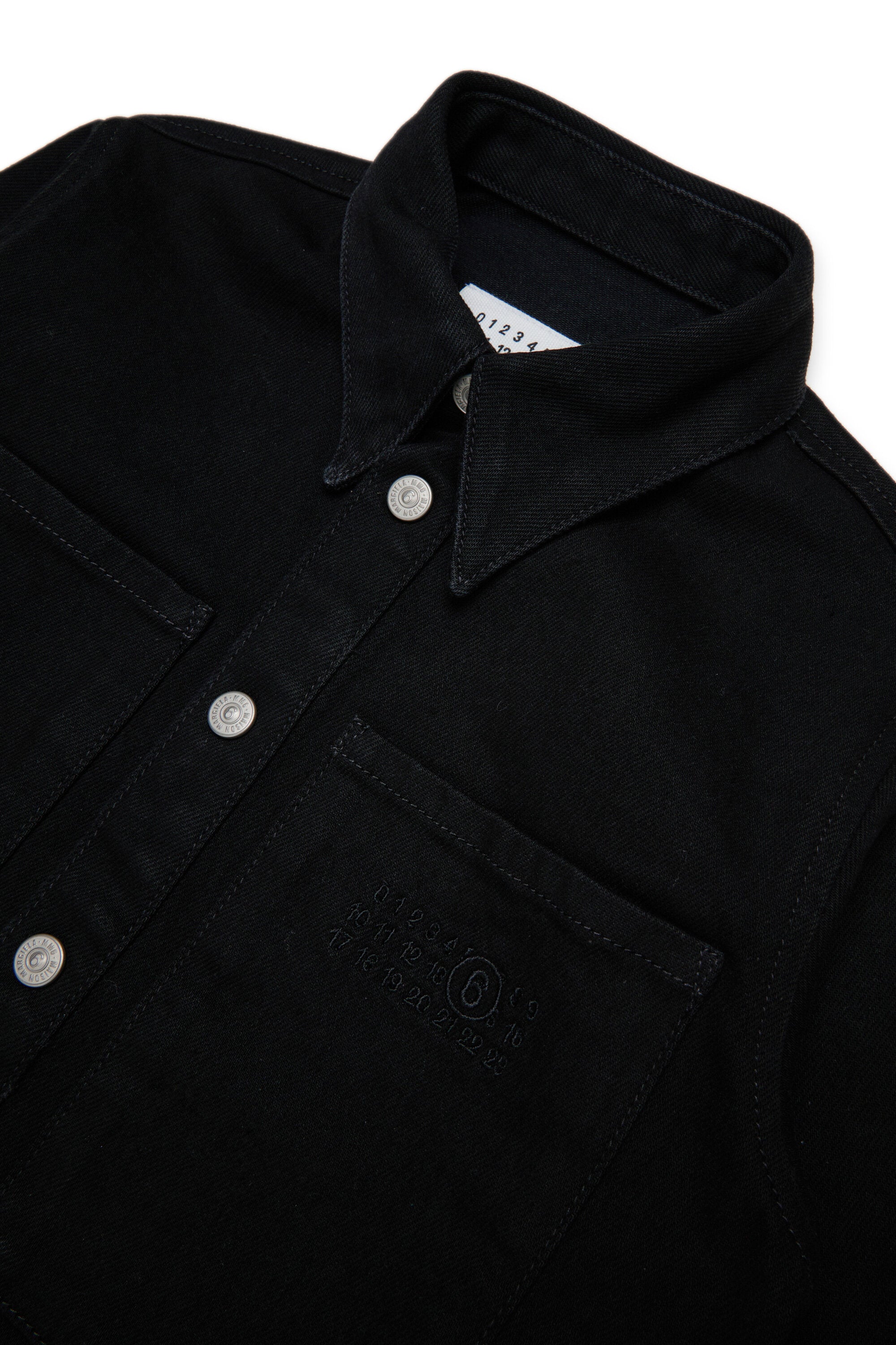 Long-sleeved shirt with logo