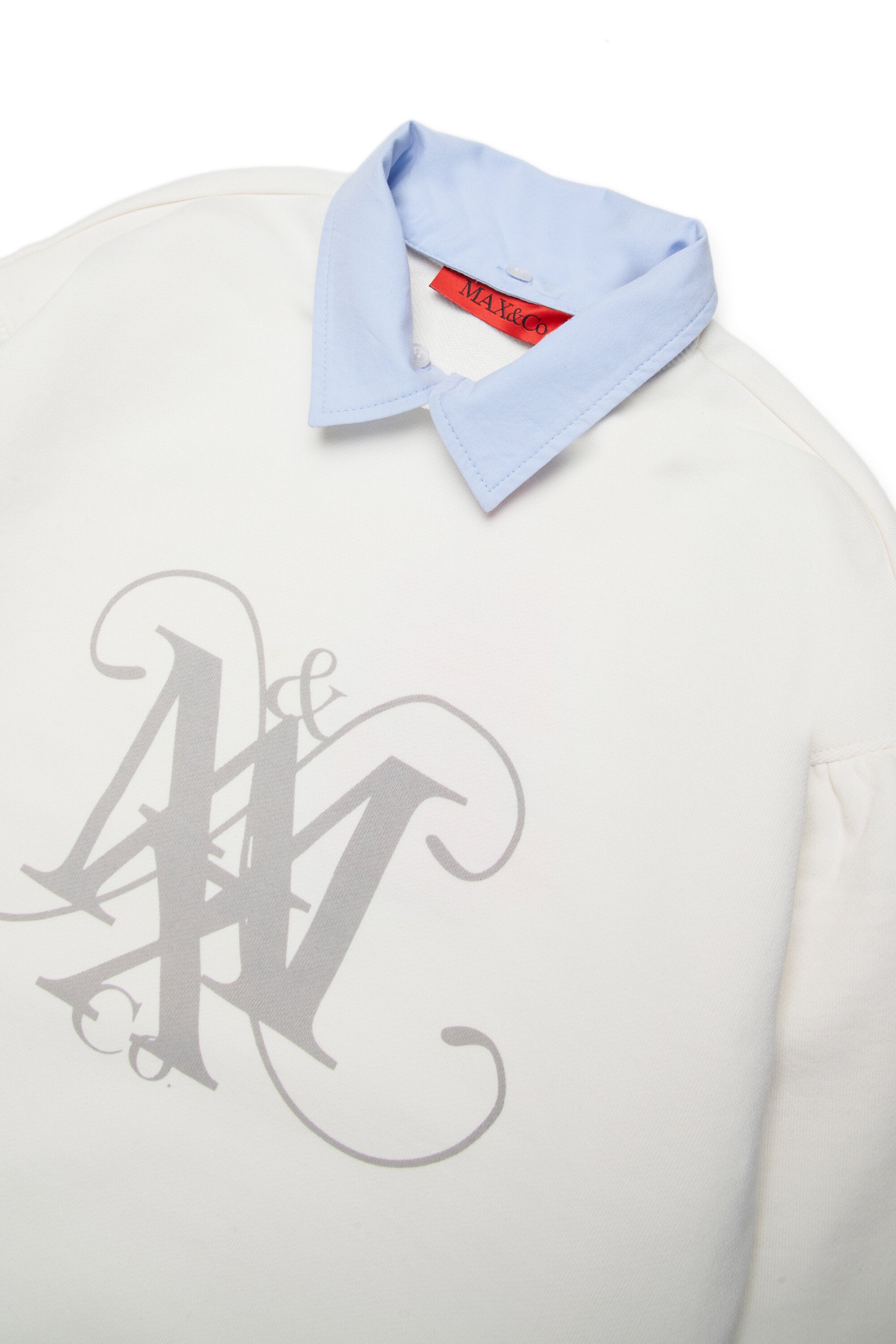 Crewneck sweatshirt with collar and emblem