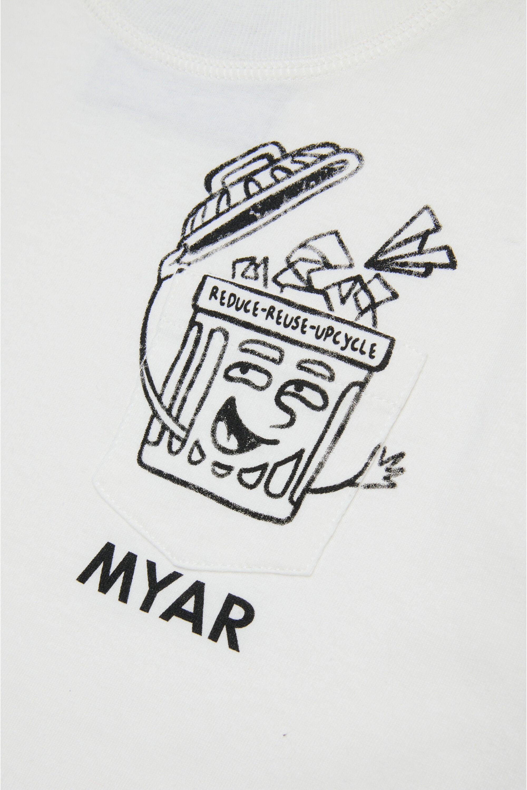 Deadstock cotton T-shirt with pocket and Reuse graphics