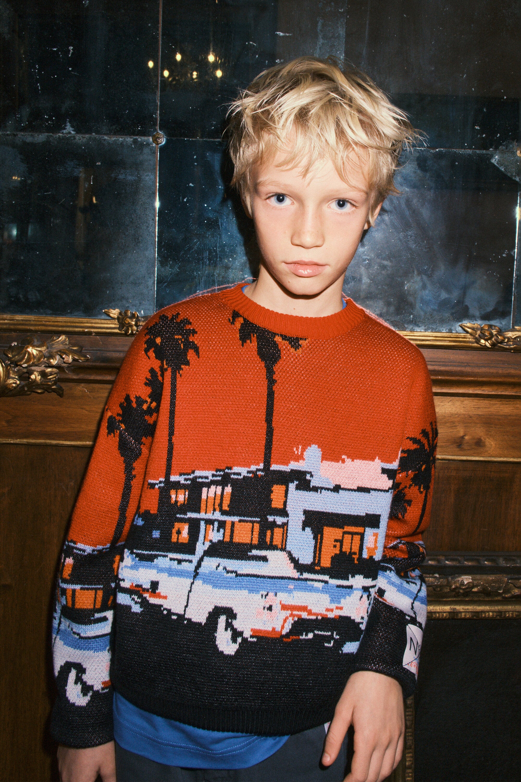 Crew-neck pullover with logo
