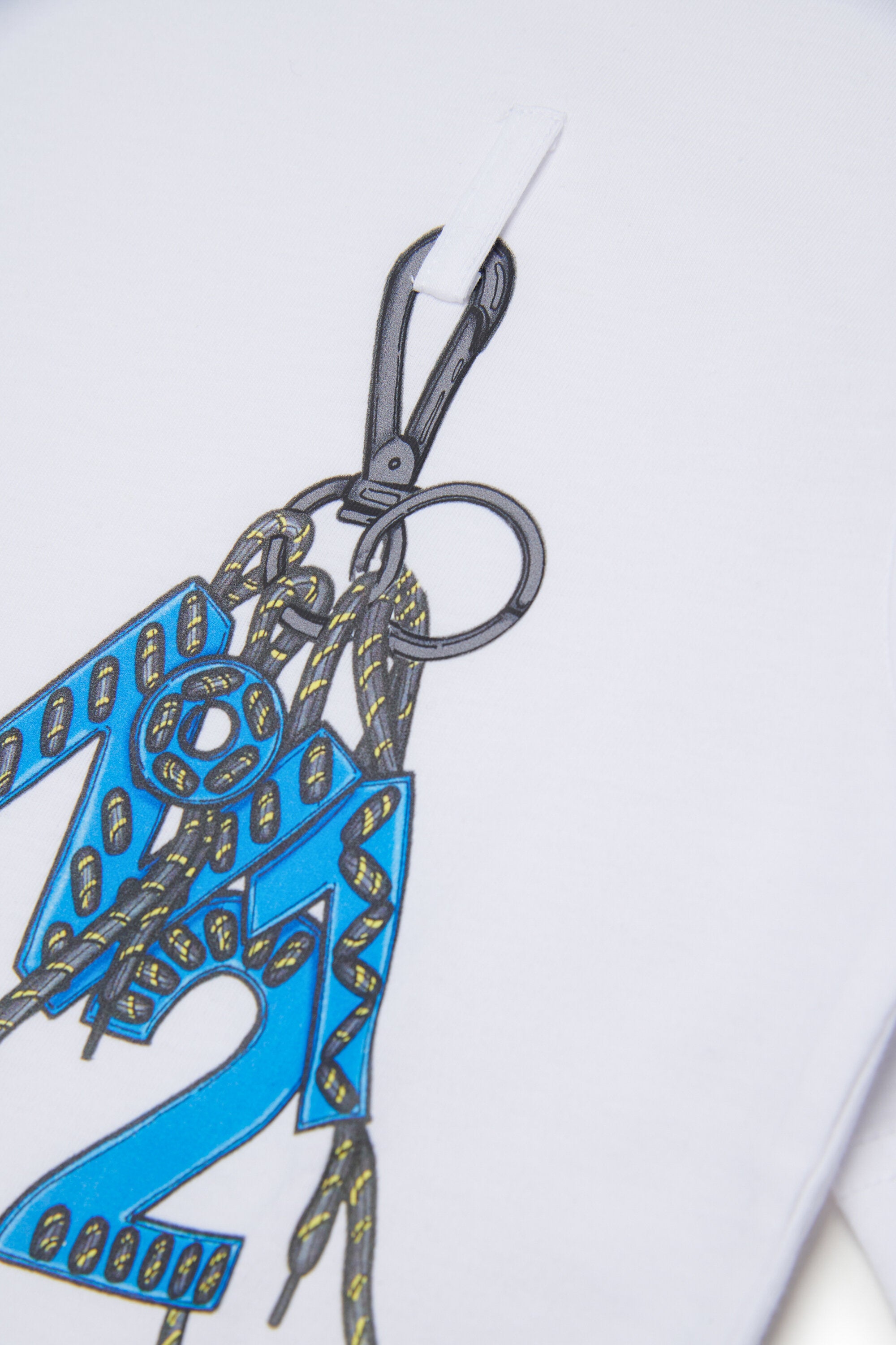T-shirt with graphic print