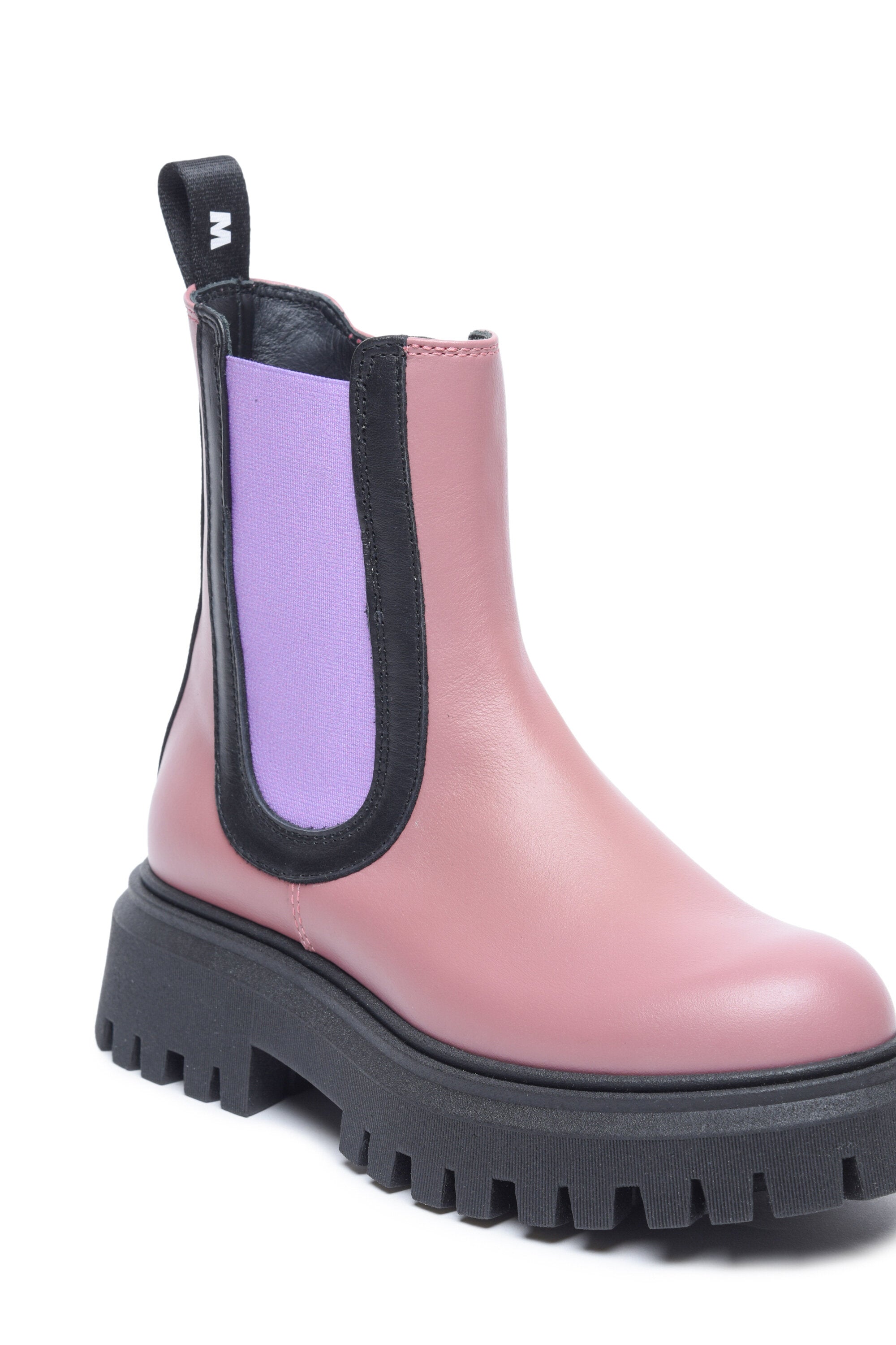 Chelsea Boots with colored elastic bands