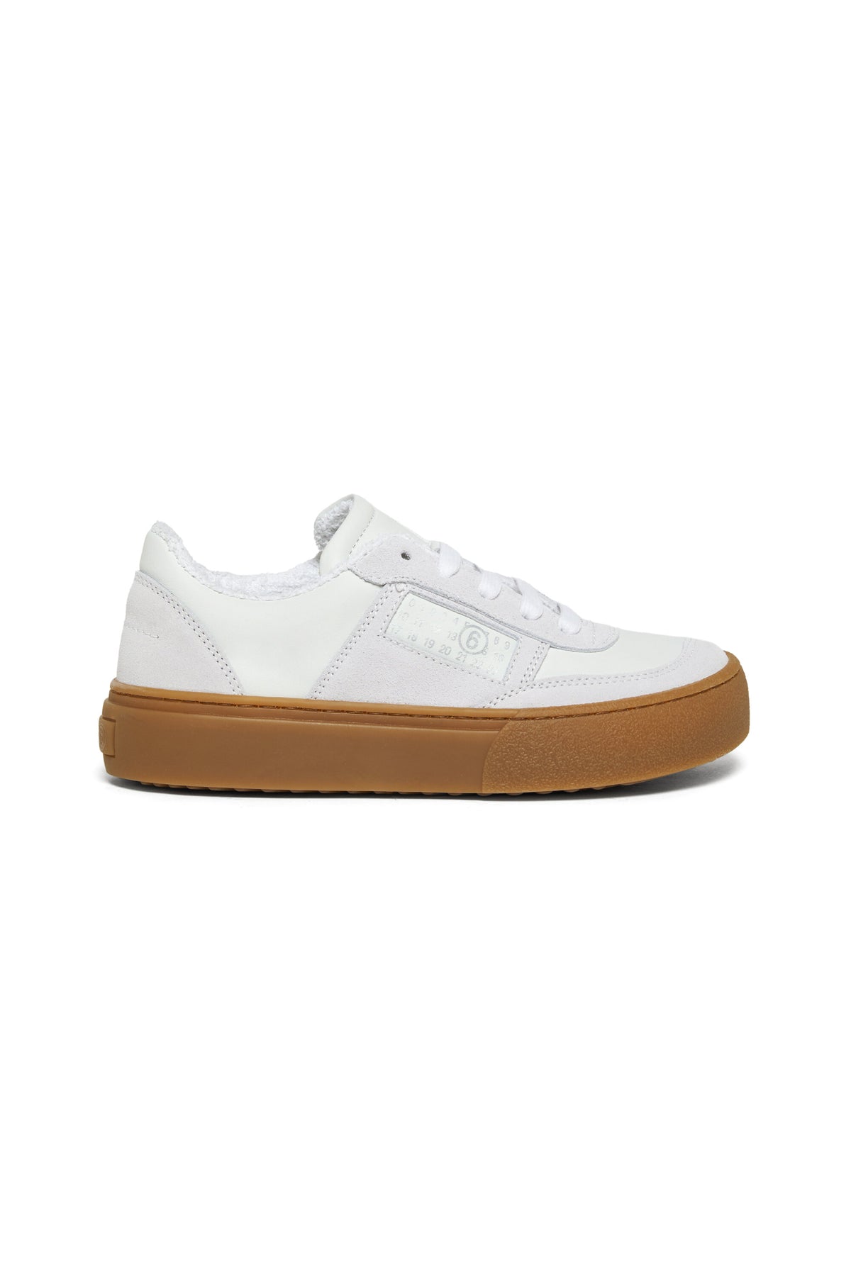 Sneakers with logo