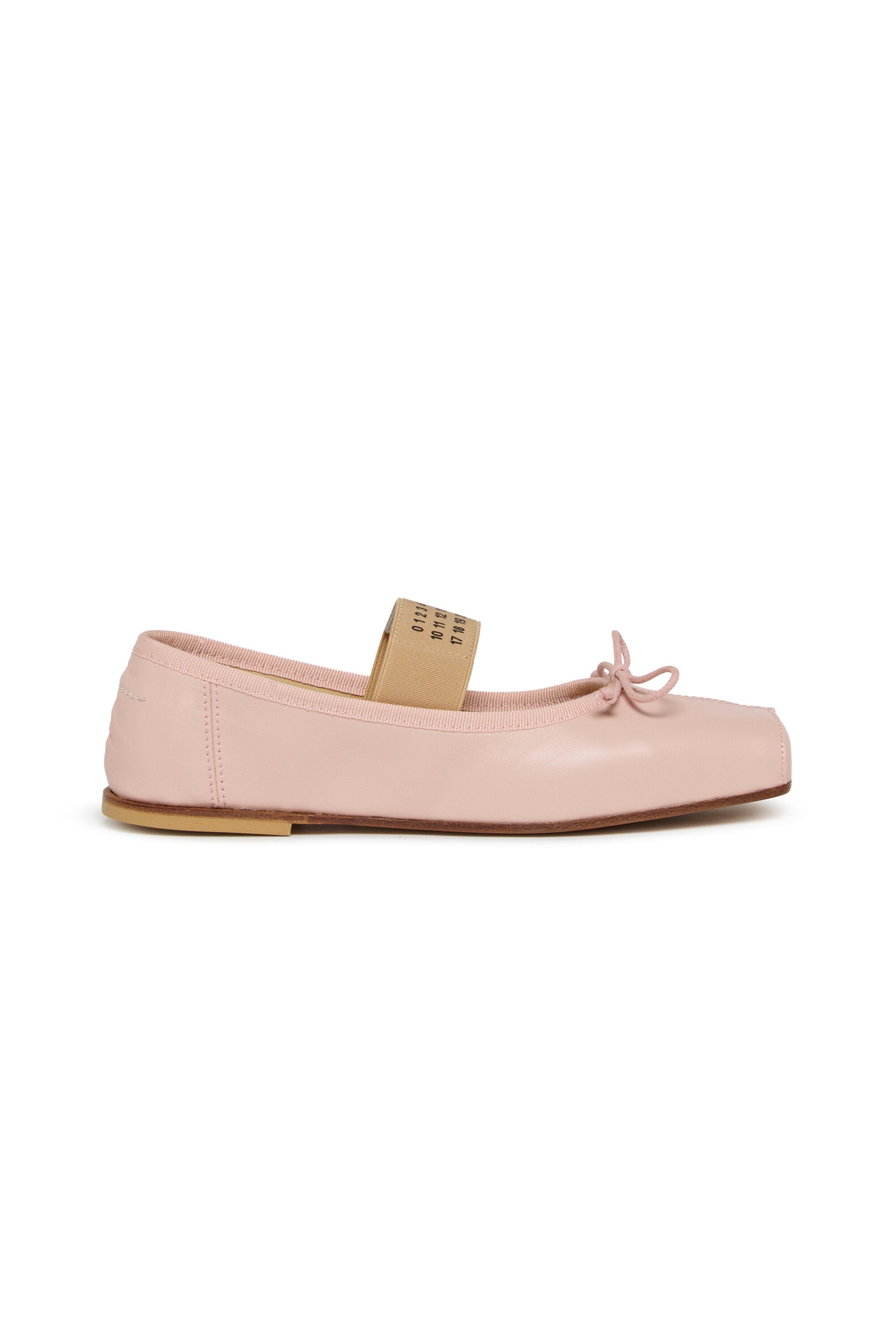 Ballet flat with elastic band