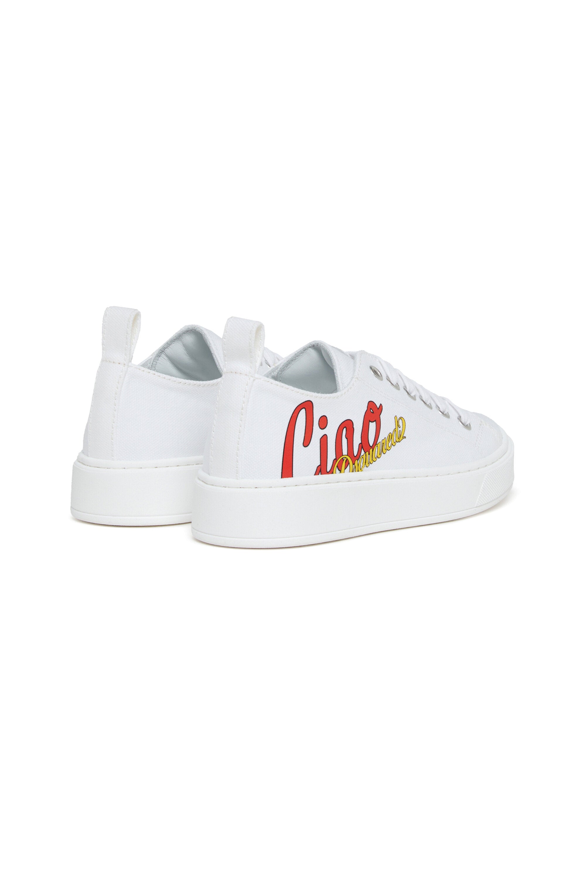 Sneakers with "Ciao" graphic detail