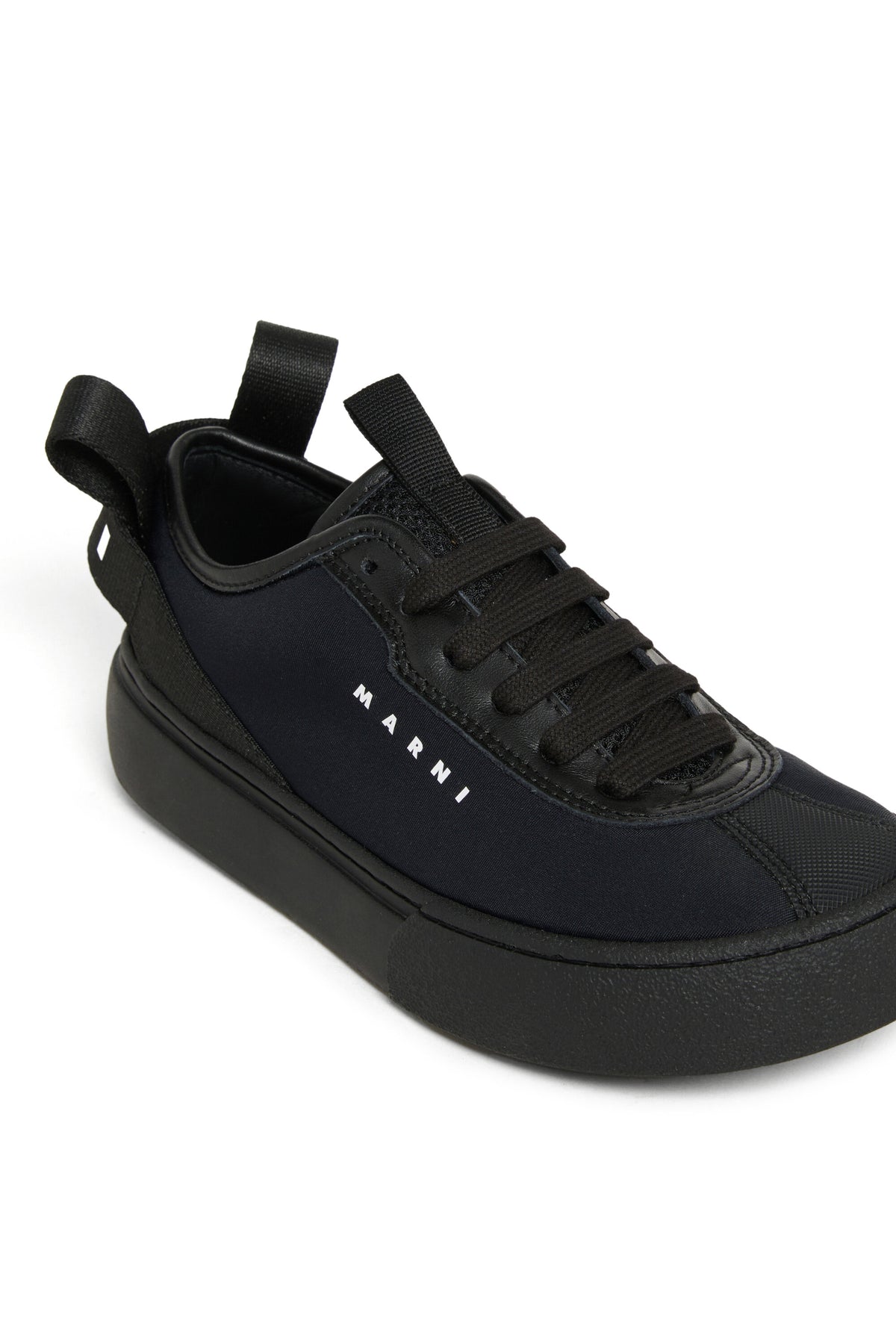 Sneakers with logo